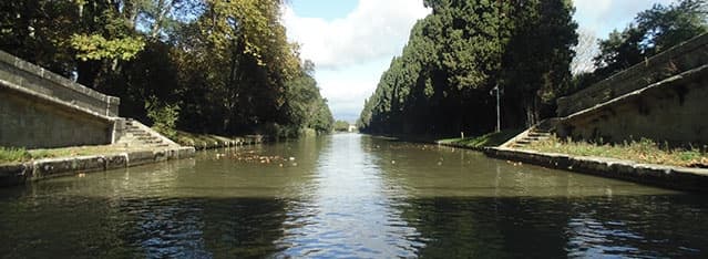 Carcassonne Canal Cruise: Croisière Mixte ( Cité / Nature ) — City Walls to Locks