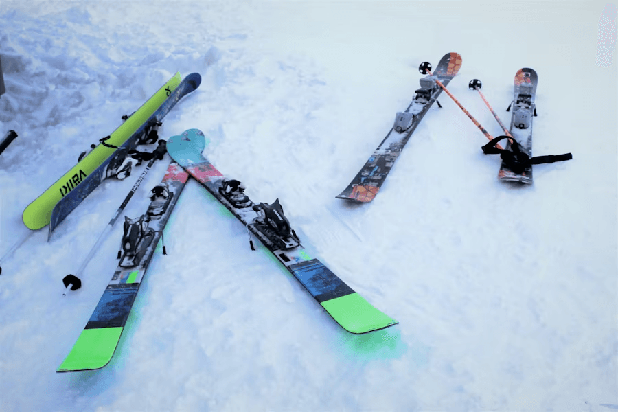 One-Day Ski Rental in Winthrop, WA — Flexible Gear to Maximize Time on Snow photo 1