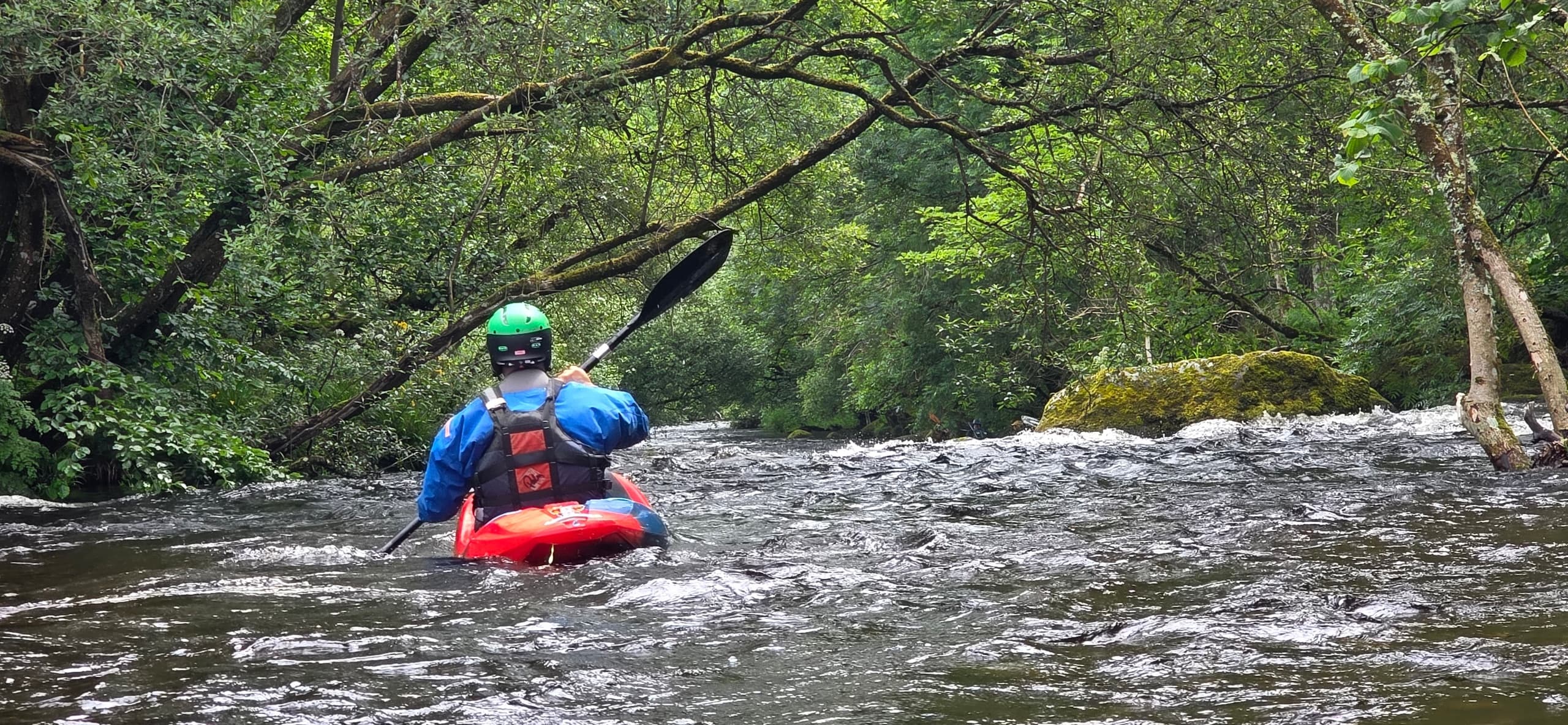 Grade 2(3) Kayak Coaching on the River Dee with Squiggly Adventures