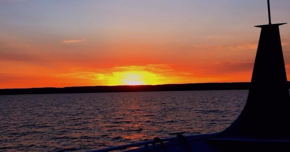 Sips Ships and Sunset: Cocktail Cruise in Duluth, MN