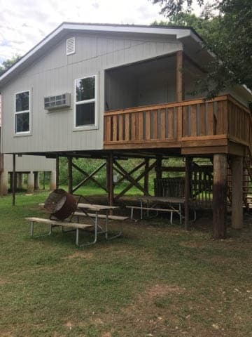 Deluxe Cabin Stays at Shady Beach Campground, Missouri