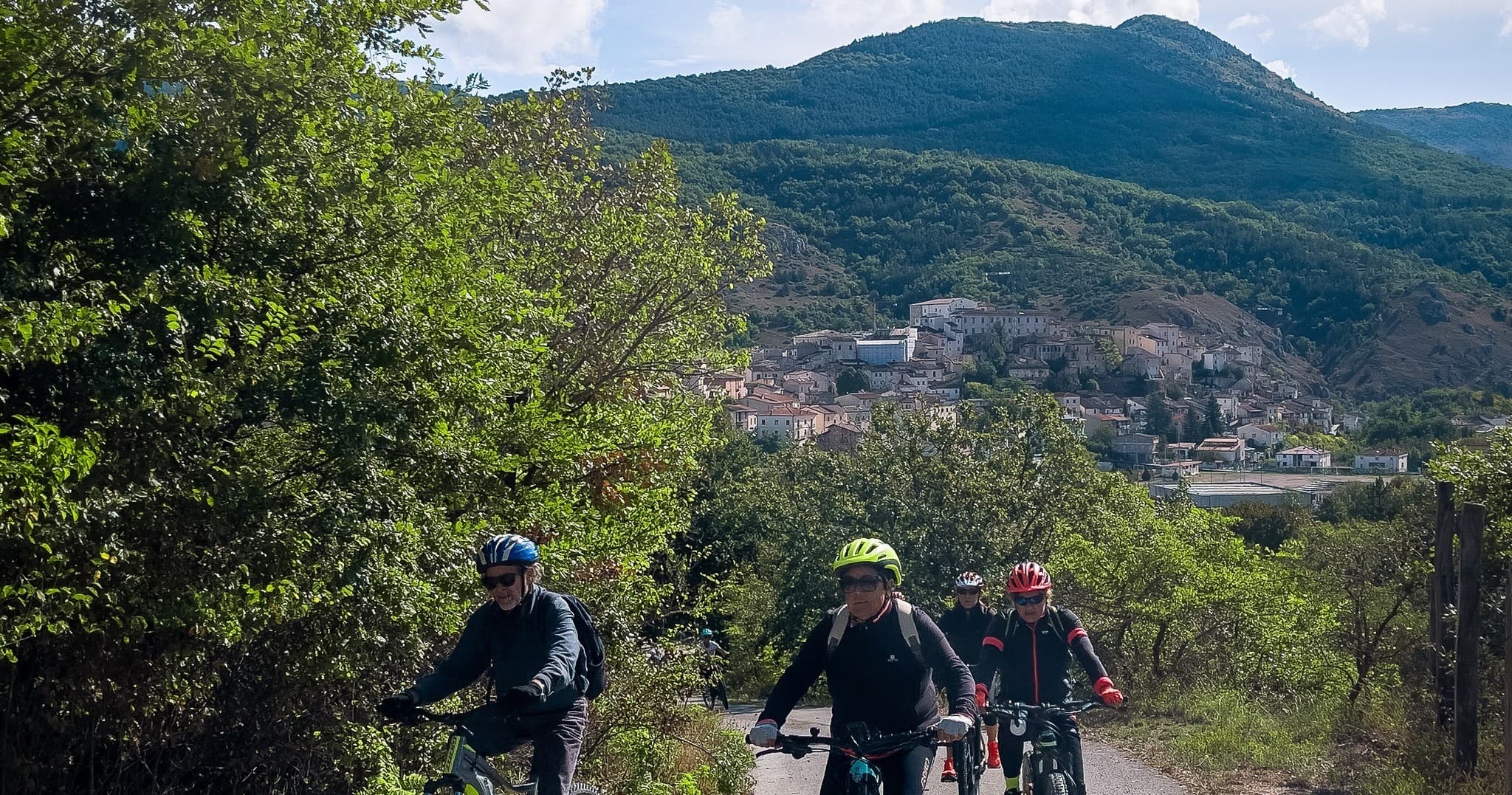 E-Bike Adventure at Cooperativa Il Bosso in Valle Subequana
