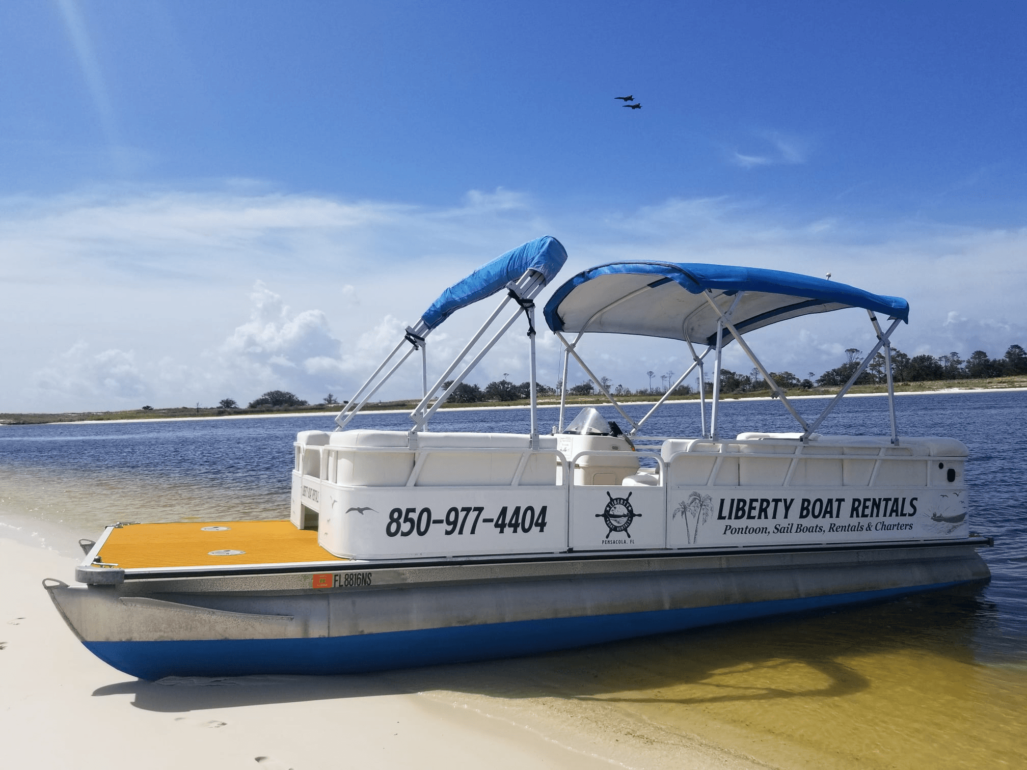 Pontoon Boat Rentals in Pensacola by Liberty Boat Rentals