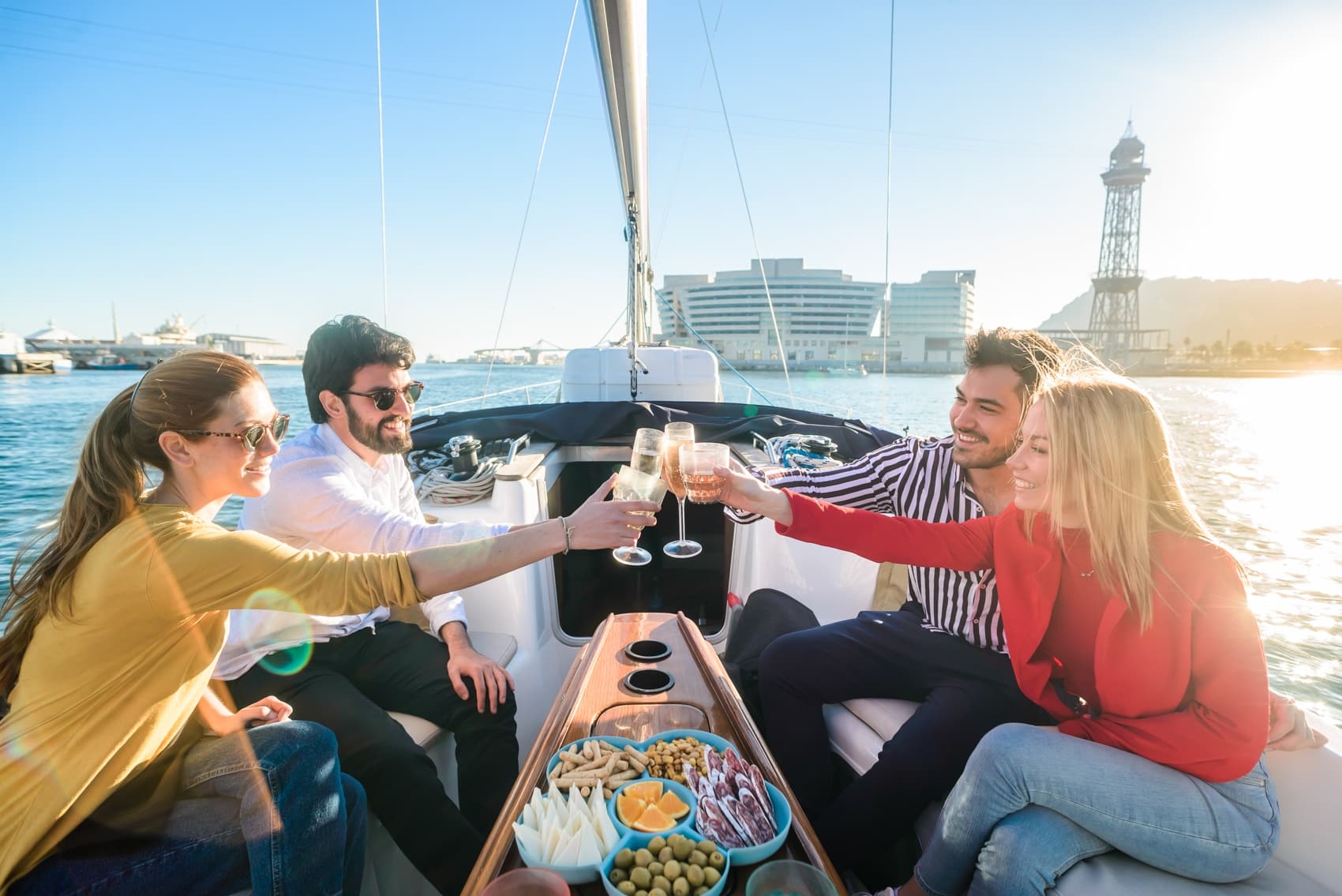 Luxury Sunset Sailing with Gin Tonic Workshop in Barcelona by World Experience
