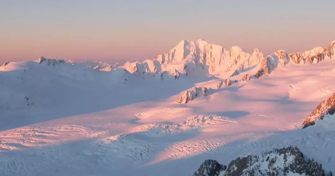 Private Scenic Transfer: Glacier Country Helicopters Franz Josef to Wanaka