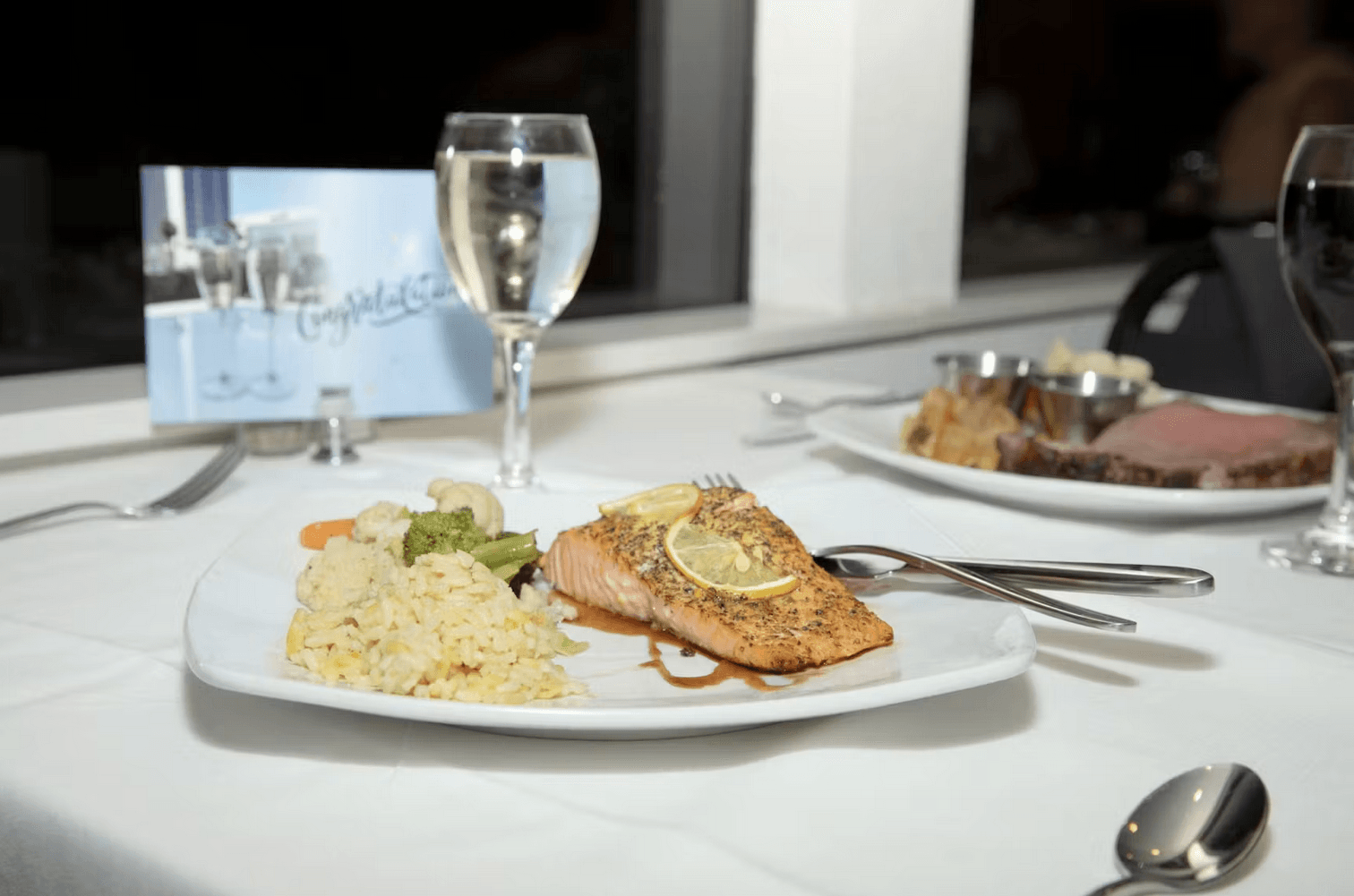 Laughlin Dinner Cruise: Sunset Dining Aboard the Grand Celebration on the Colorado River