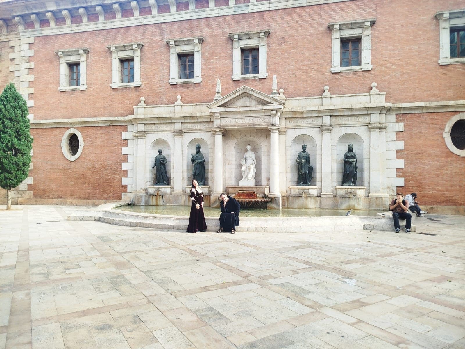Guided Borja Walking Tour in Valencia from Torres Serranos photo 3