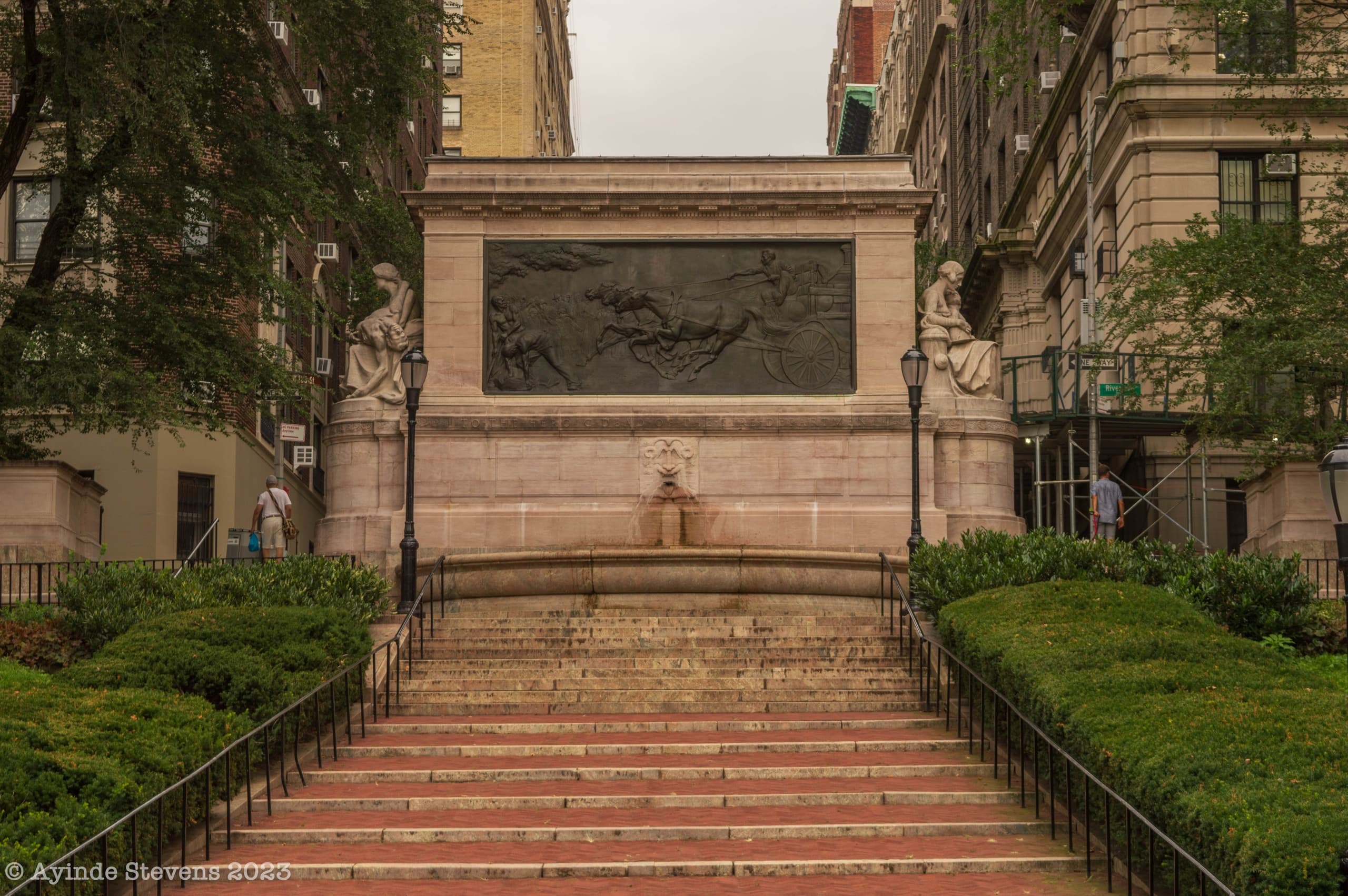 Land Adventure: Riverside Drive Hidden Gems with Untapped New York