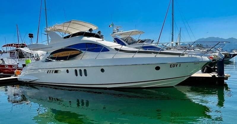 Water-Activities & Yacht Charter at Don Joni Luxury Experience