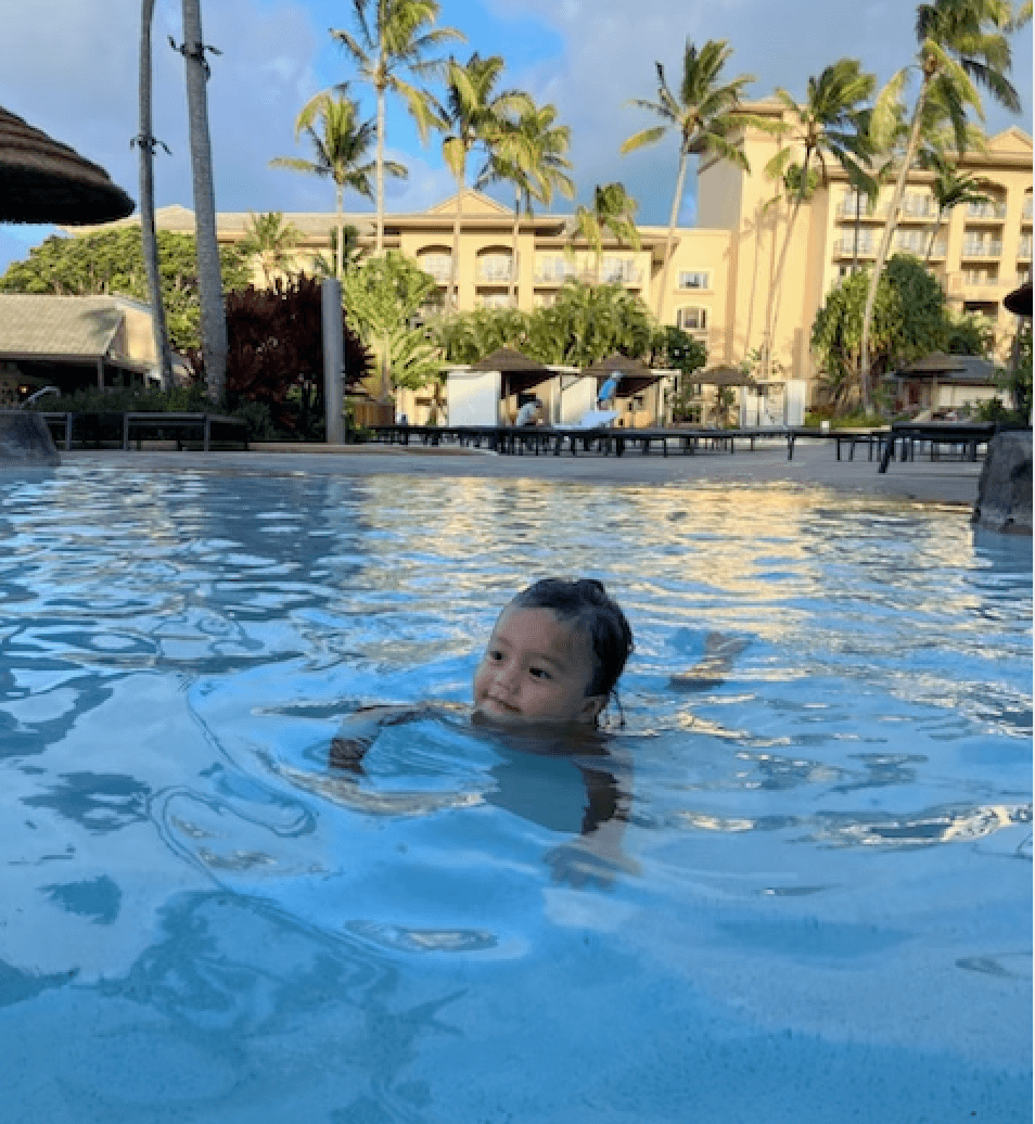 Mastering Water Confidence: Family-Friendly Swimming Lessons in Lahaina, Hawaii