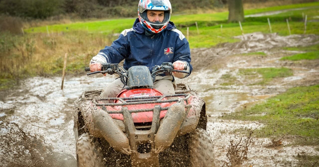 Accelerate Your Adventure: Half-Day Speed & Safari Off-Road Experience in Warwick, UK