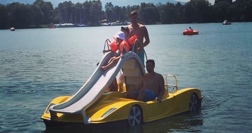 Family Fun on Water with Bootsverleih Hard’s Autotretboot