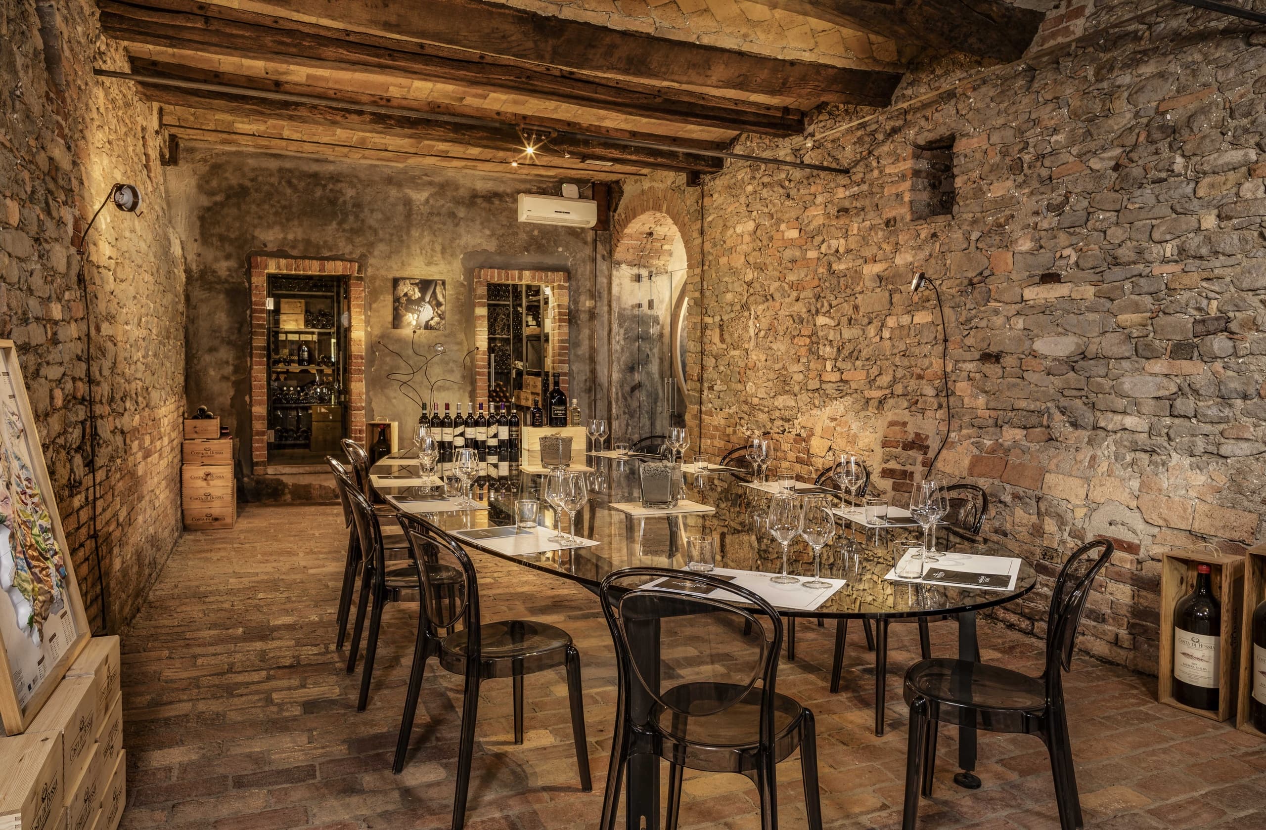 Wine & Chocolate Tasting in Monforte d'Alba by Hidden Experiences