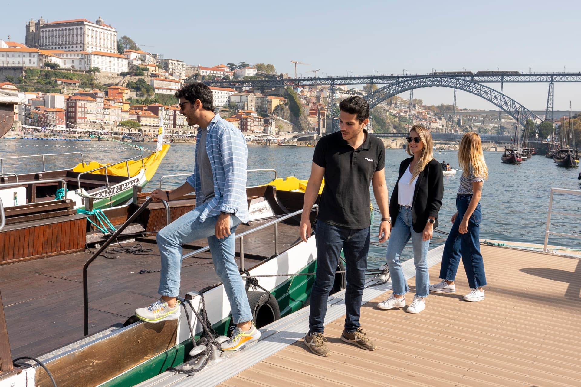 Porto Walking & River Cruise with World Experience
