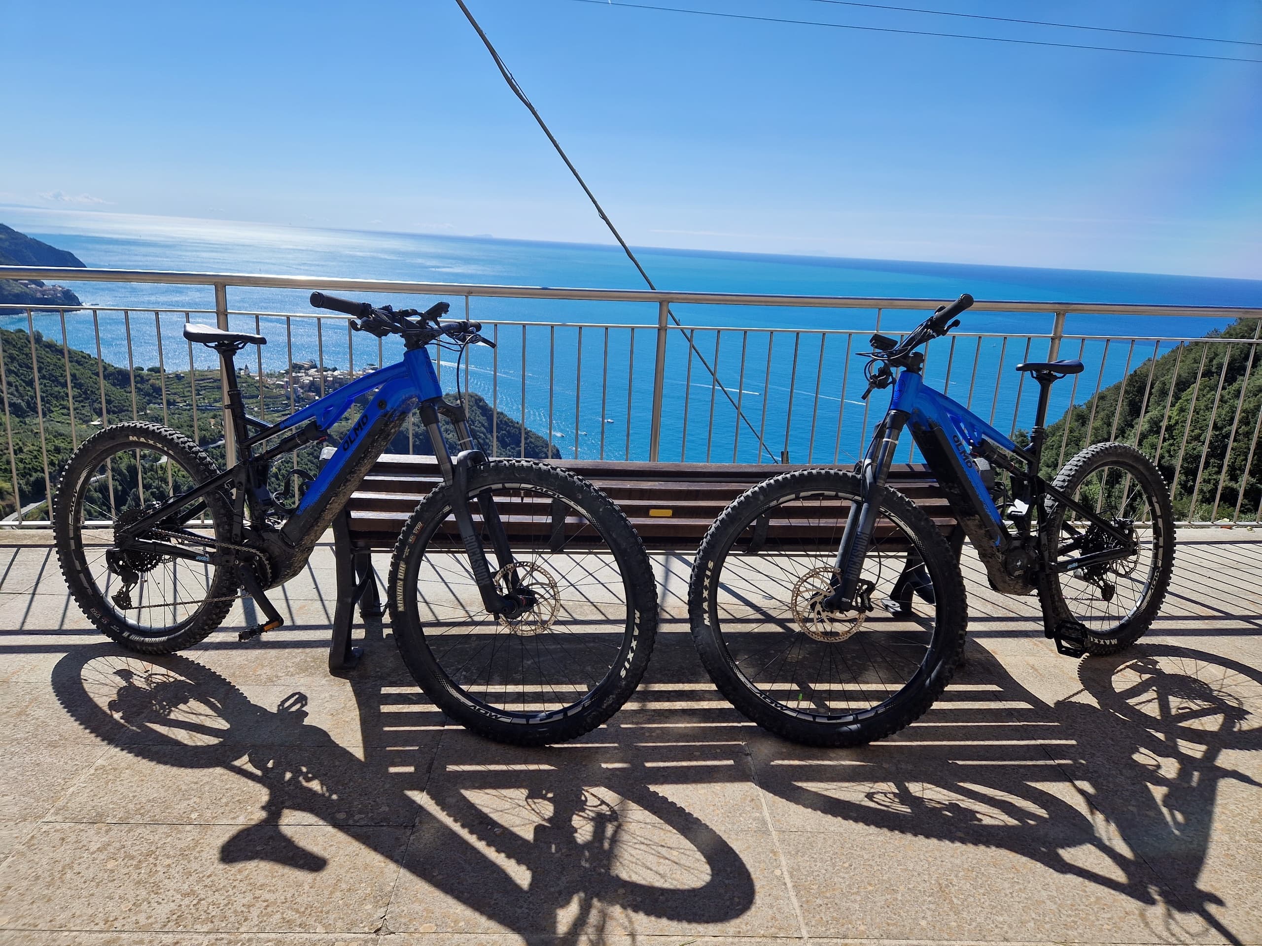 Bike Adventure in Stunningscapes with Seifuori tutto il giorno