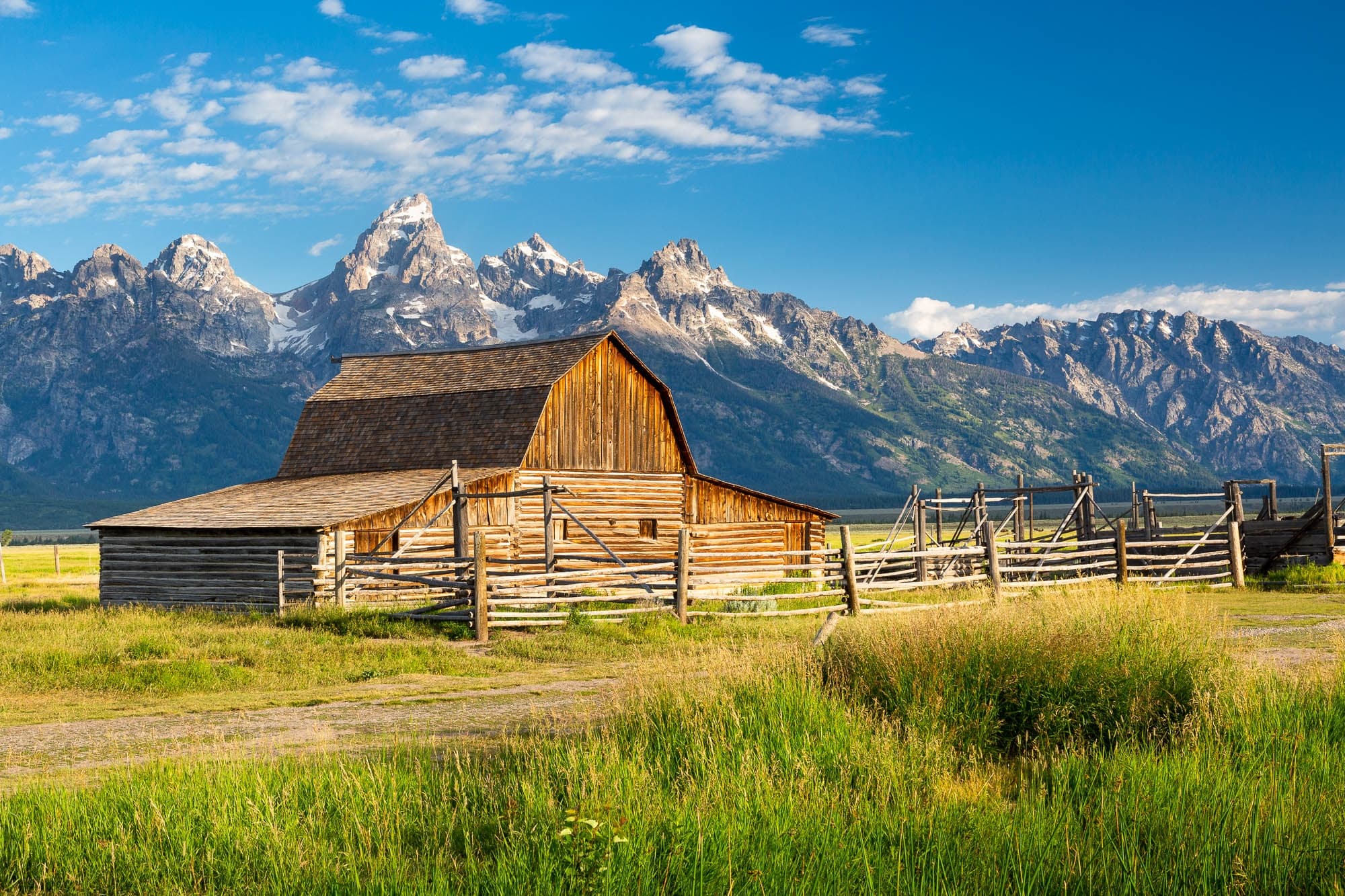 Guided Sunrise Tour of Grand Teton with Wyoming Stargazing