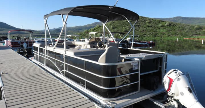 Full Day Pontoon Boat Rental at Stagecoach Reservoir by Steamboat Springs Boat Rentals