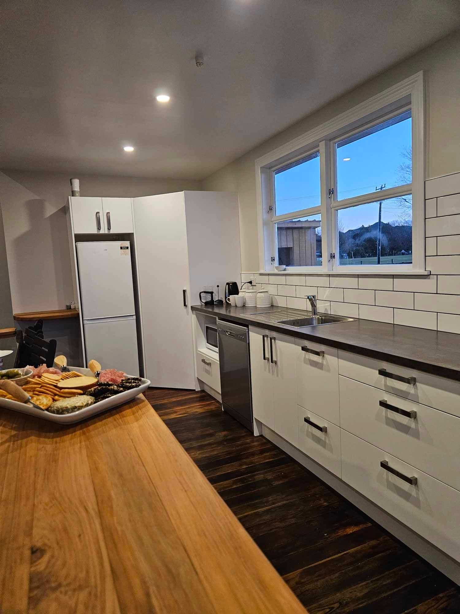 Unwind at Adventurers Rest: Your Cozy Villa Retreat in Raetihi, New Zealand