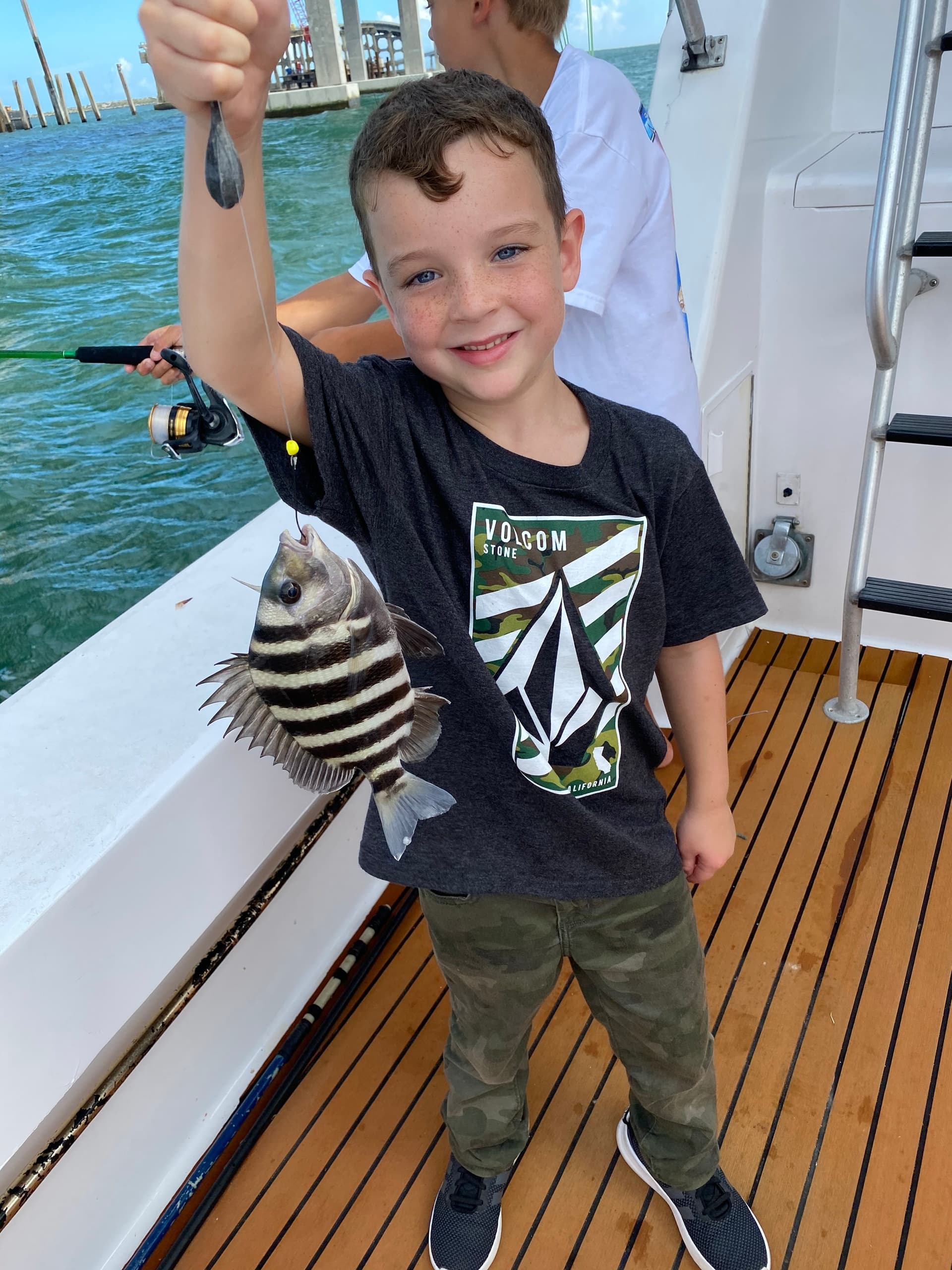 Experience the Best of North Carolina’s Inshore Fishing with Fish Advisor