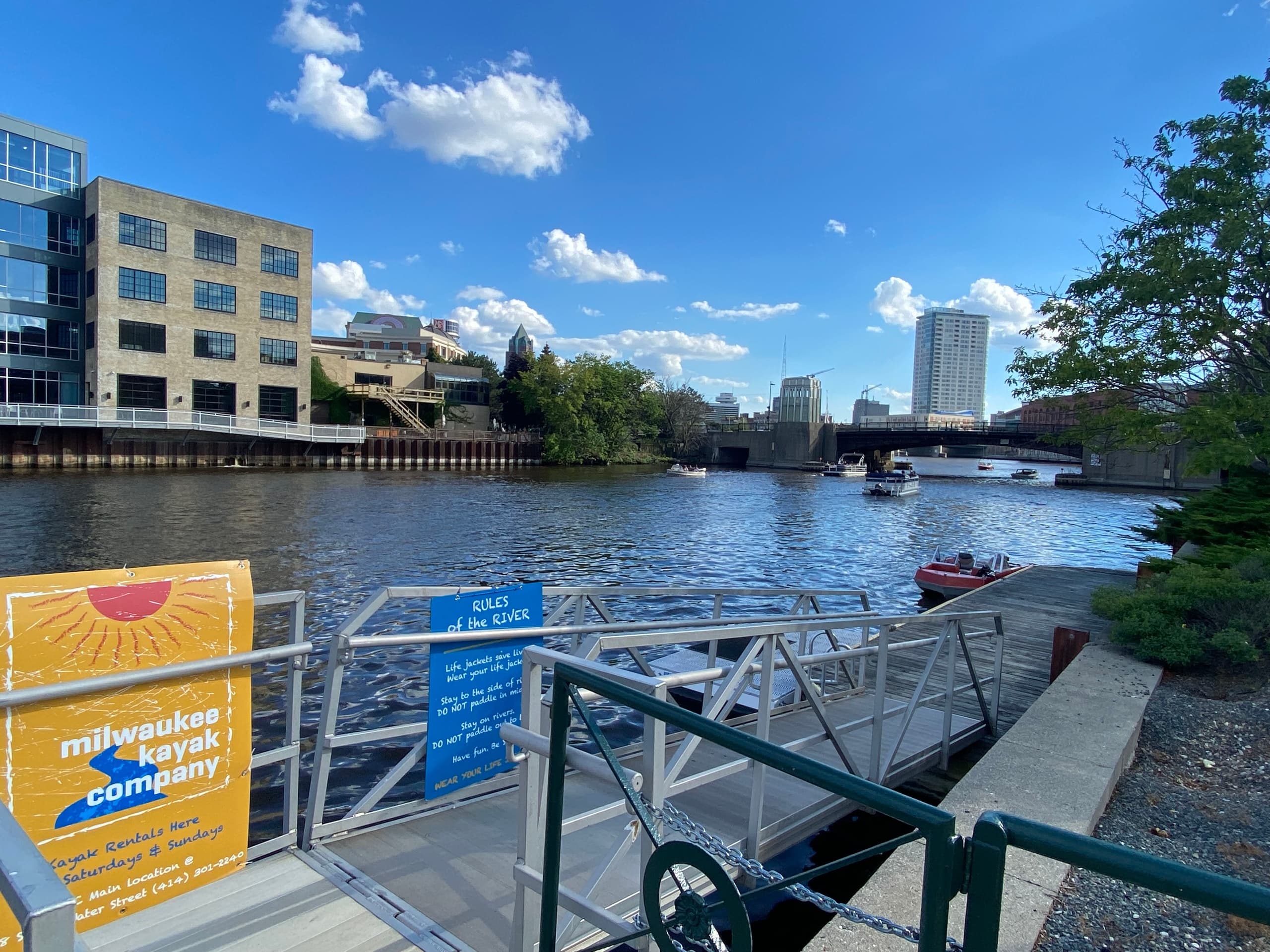 Kayak the Milwaukee River at Schlitz Park - 4 Hour Rental