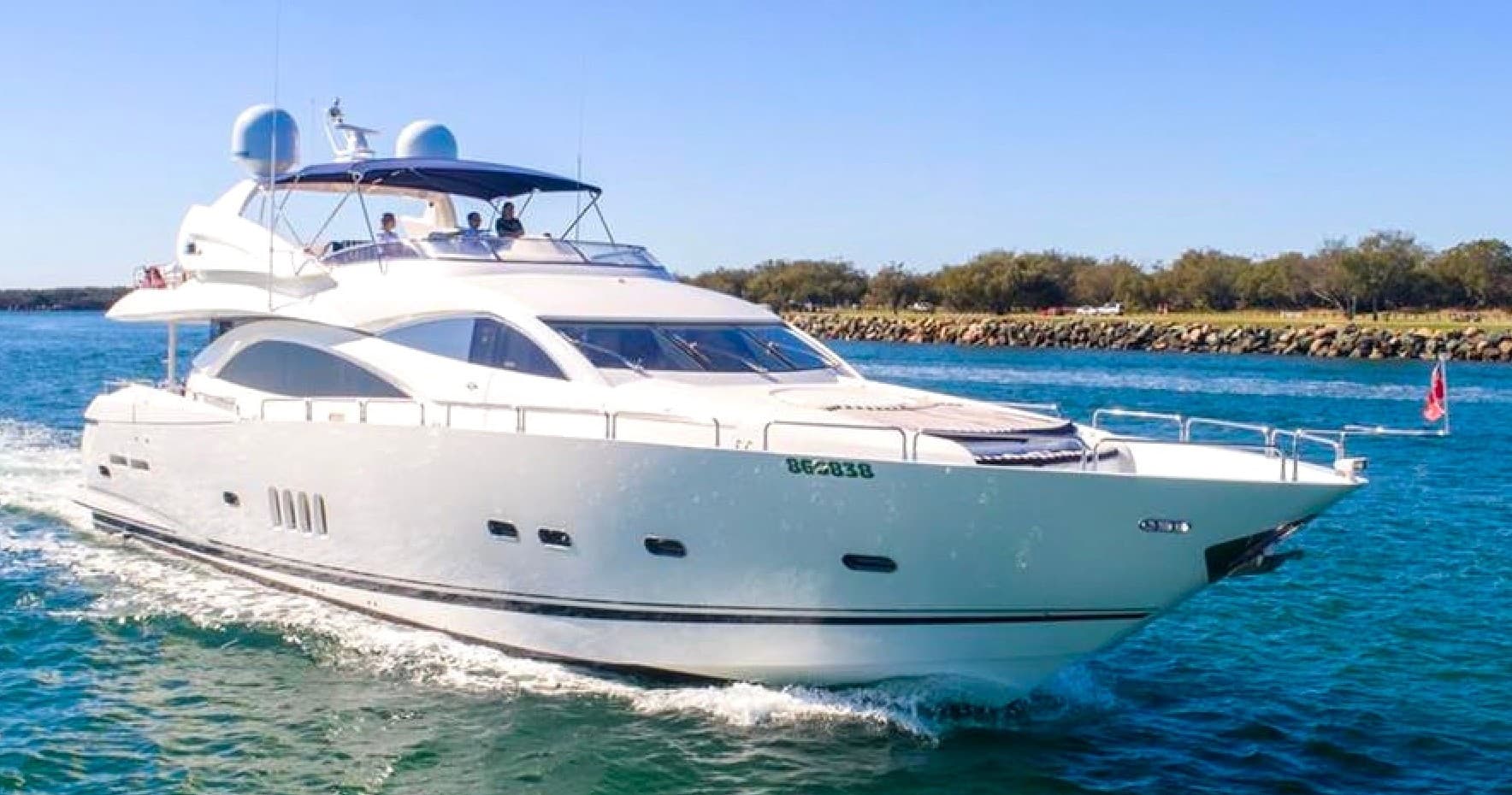 Luxury Yacht Experience with Miami Boat Experts in Miami Beach