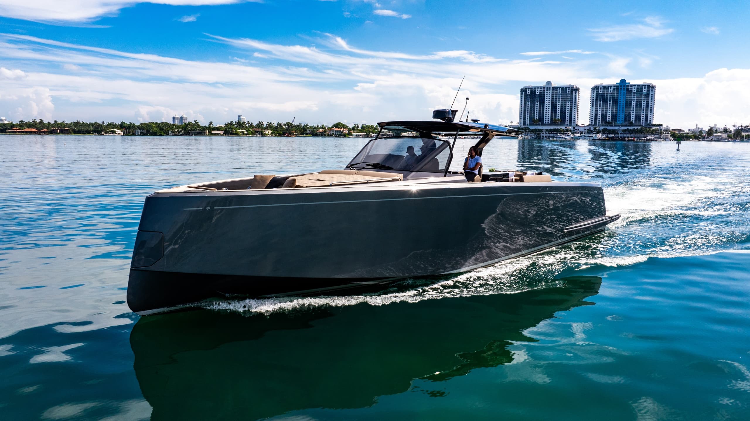 Custom 53' Pardo Yacht Trips in Fort Lauderdale, FL