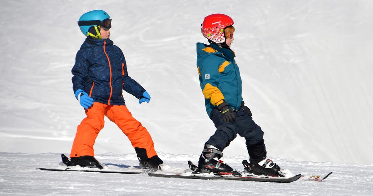 Winter Sports at Dry Hill Ski Area for Kids