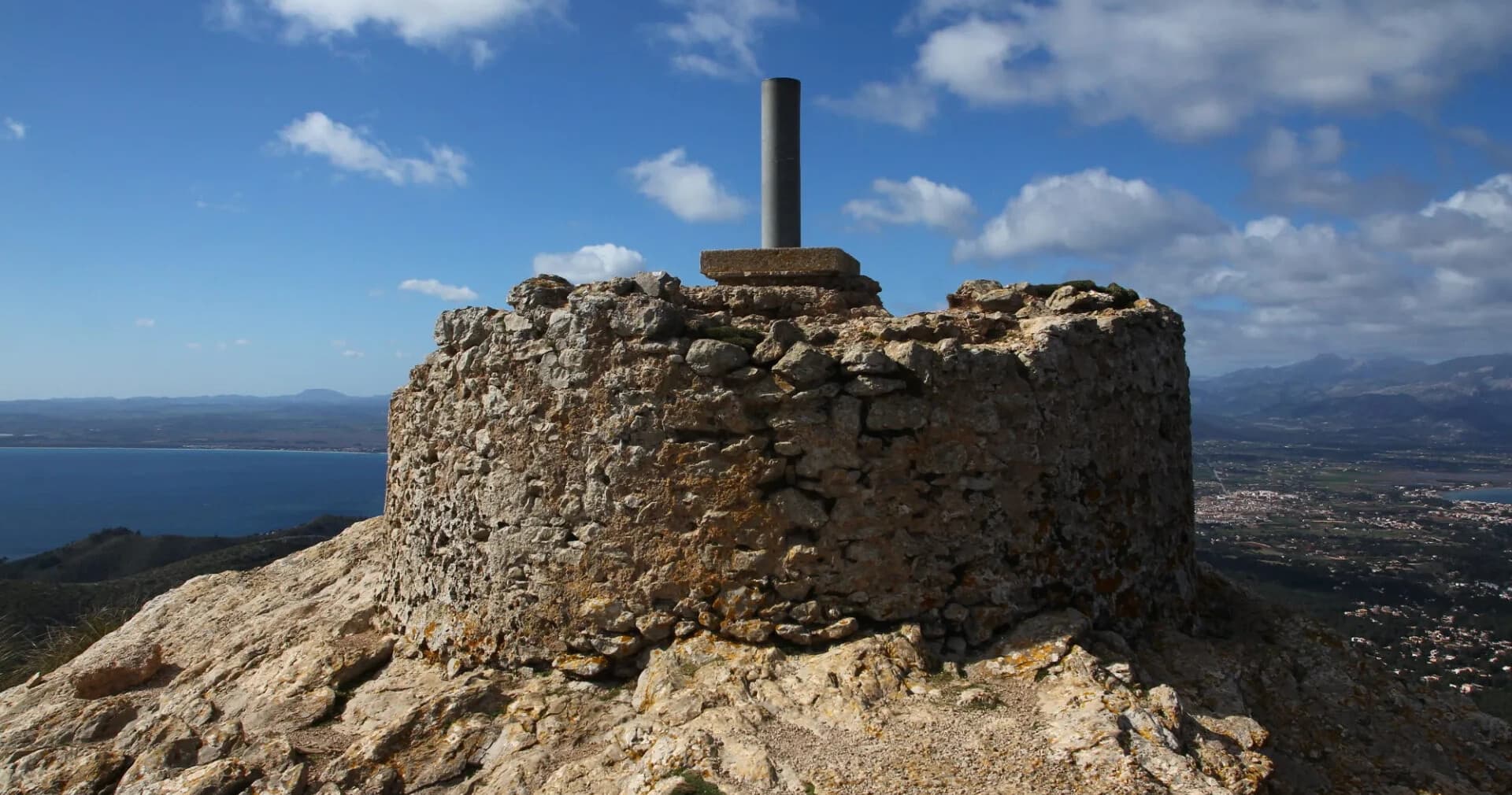 Summit Sa Talaia d'Alcúdia — Guided Hike to Mallorca’s Peninsula Peak