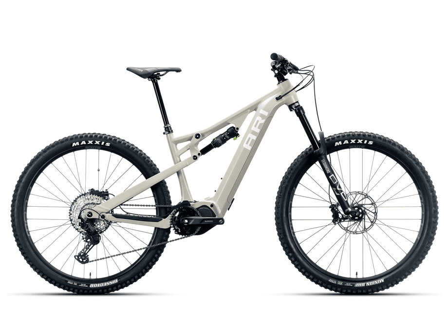 Ari Wire Peak 2.0 Comp Bike Adventure in Sandy, Utah