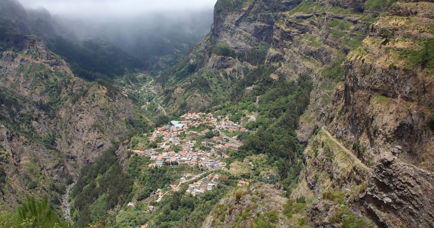 Nuns Valley (Curral das Freiras) photo 1
