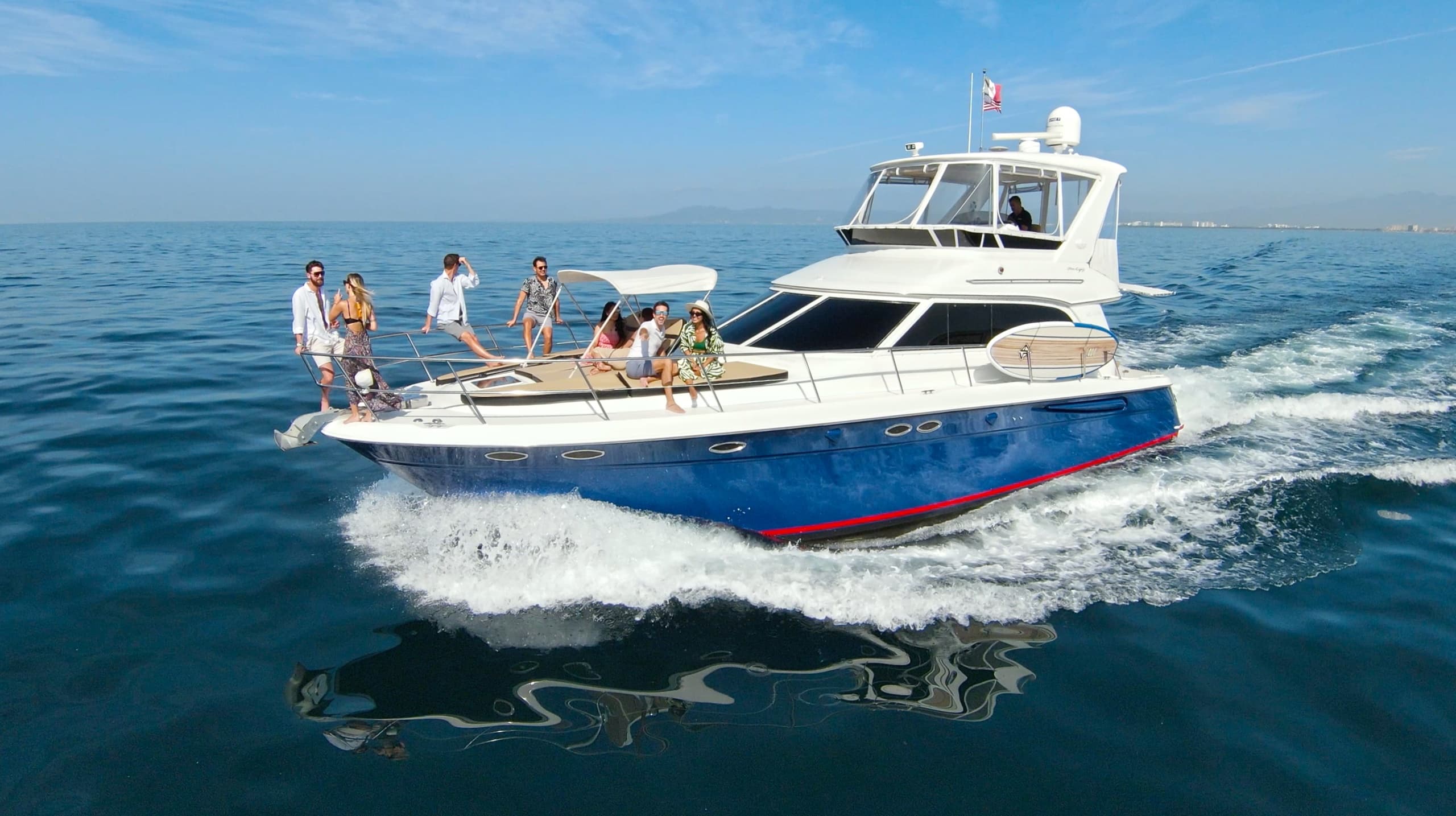 Ultimate Puerto Vallarta Yacht Charter: Explore Hidden Coves & Snorkel Pristine Waters
