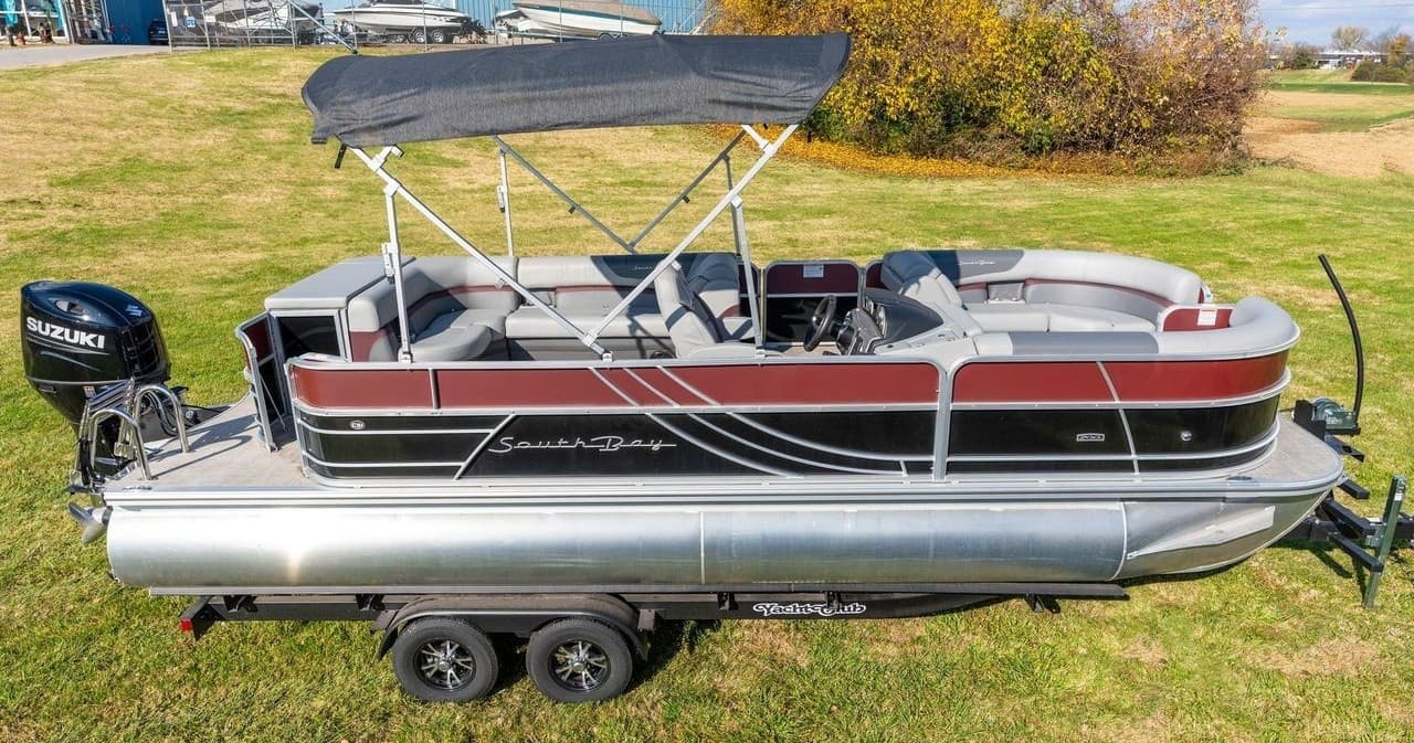 Endless Summer Pontoon Adventure in Leitchfield, KY