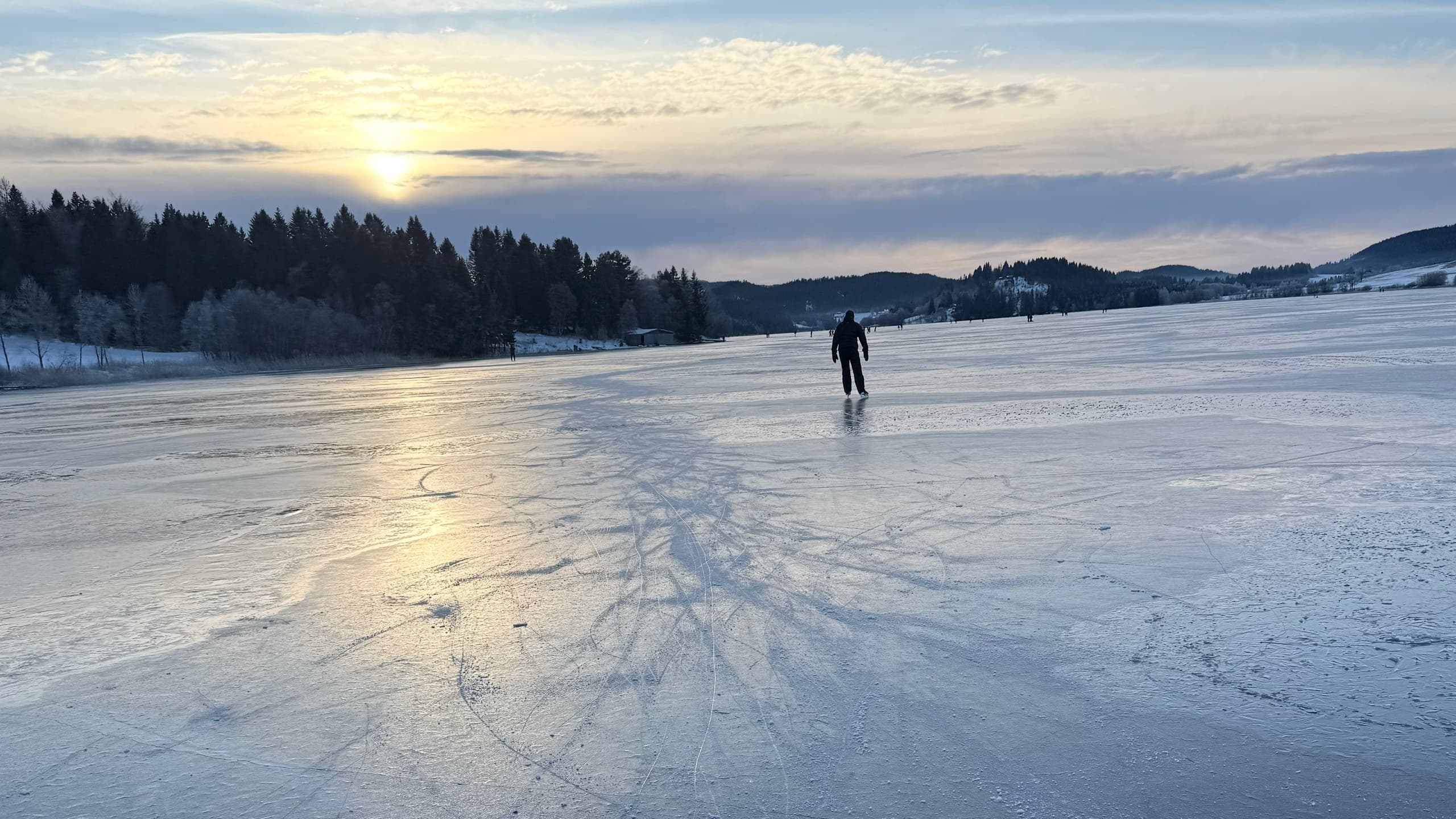 Wild Ice Trondheim: Guided Natural-Ice Skating Tours from Britannia Hotel photo 1