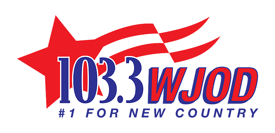 Megan Moroney Live at Great Jones County Fair: Cloud 9 Tour Bus Packages from Dubuque & Cedar Rapids photo 3