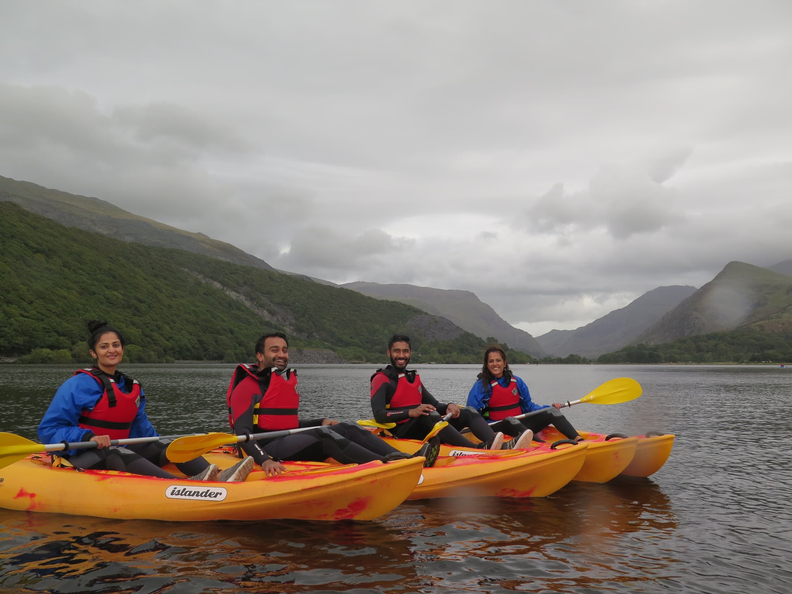 Paddle Llyn Padarn: Kayak Hire in Llanberis for Three-Hour Snowdonia Lake Adventures photo 3