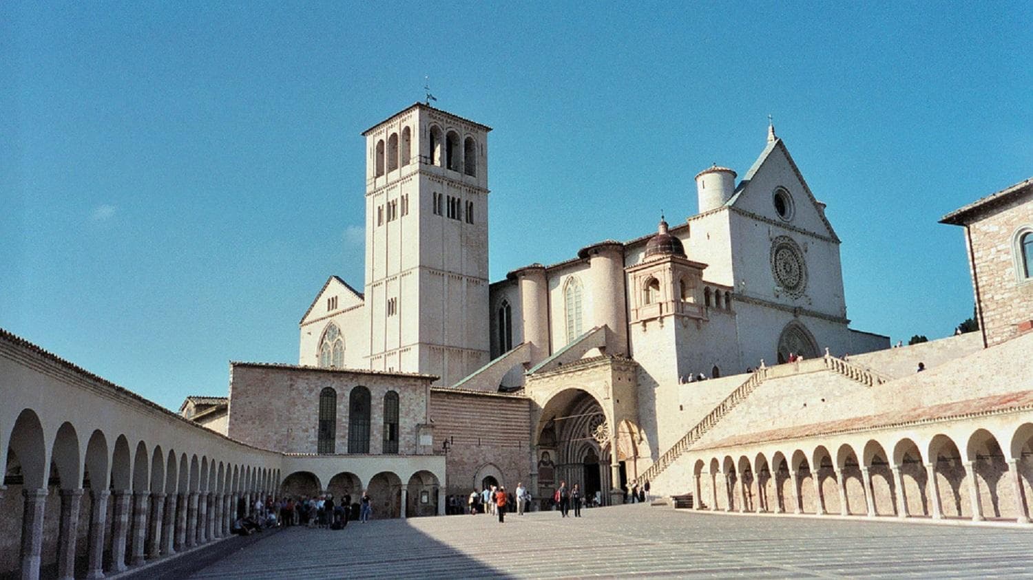 Cultural & Religious Tours with Umbria Con Me in Assisi
