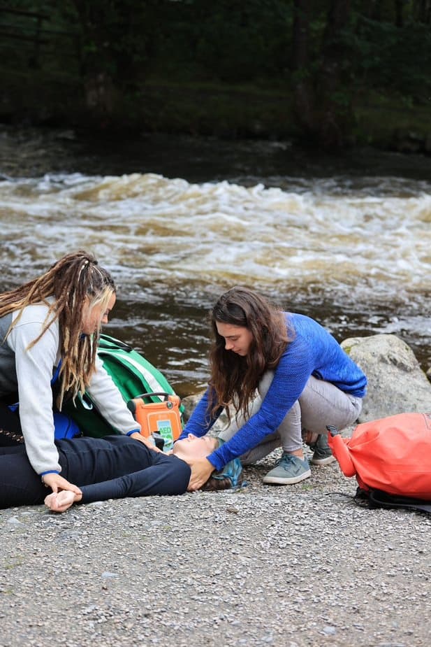 Outdoor First Aid Course at NWWC – Kayaking & Rescue Training