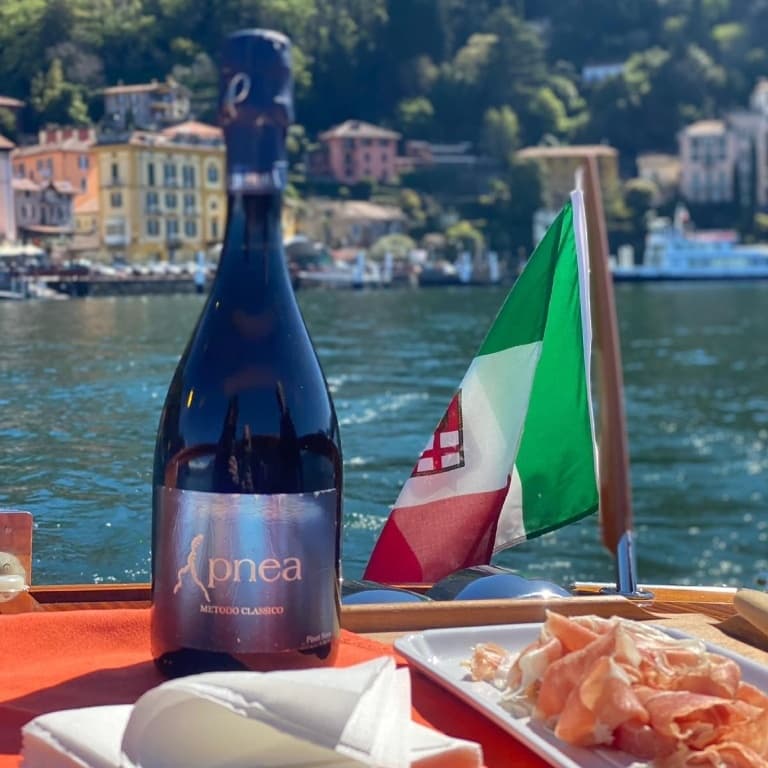 Lake Como Private Aperitivo Cruise: 1-1.5 Hour Sunset Escape from Vassena