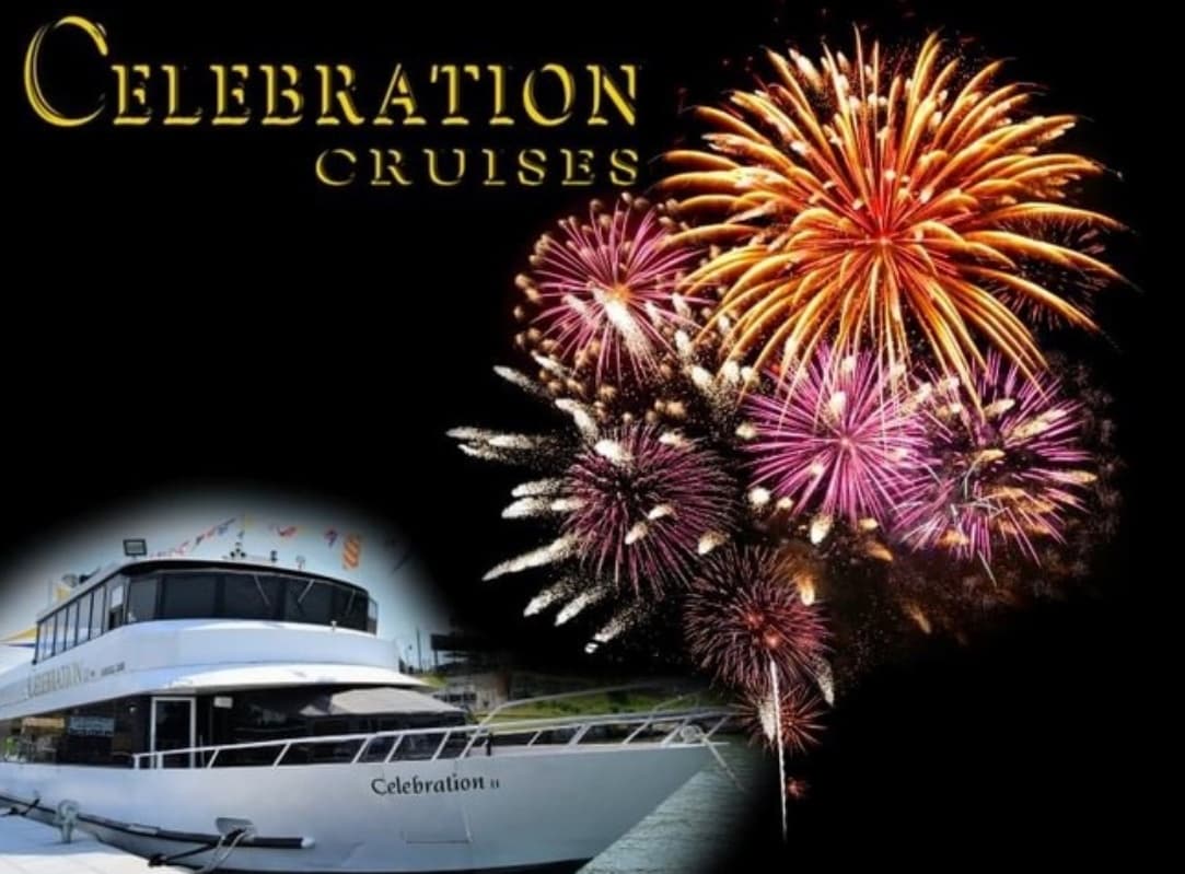 Water-Activities: Jeep Invasion Fireworks at Lake of Ozarks
