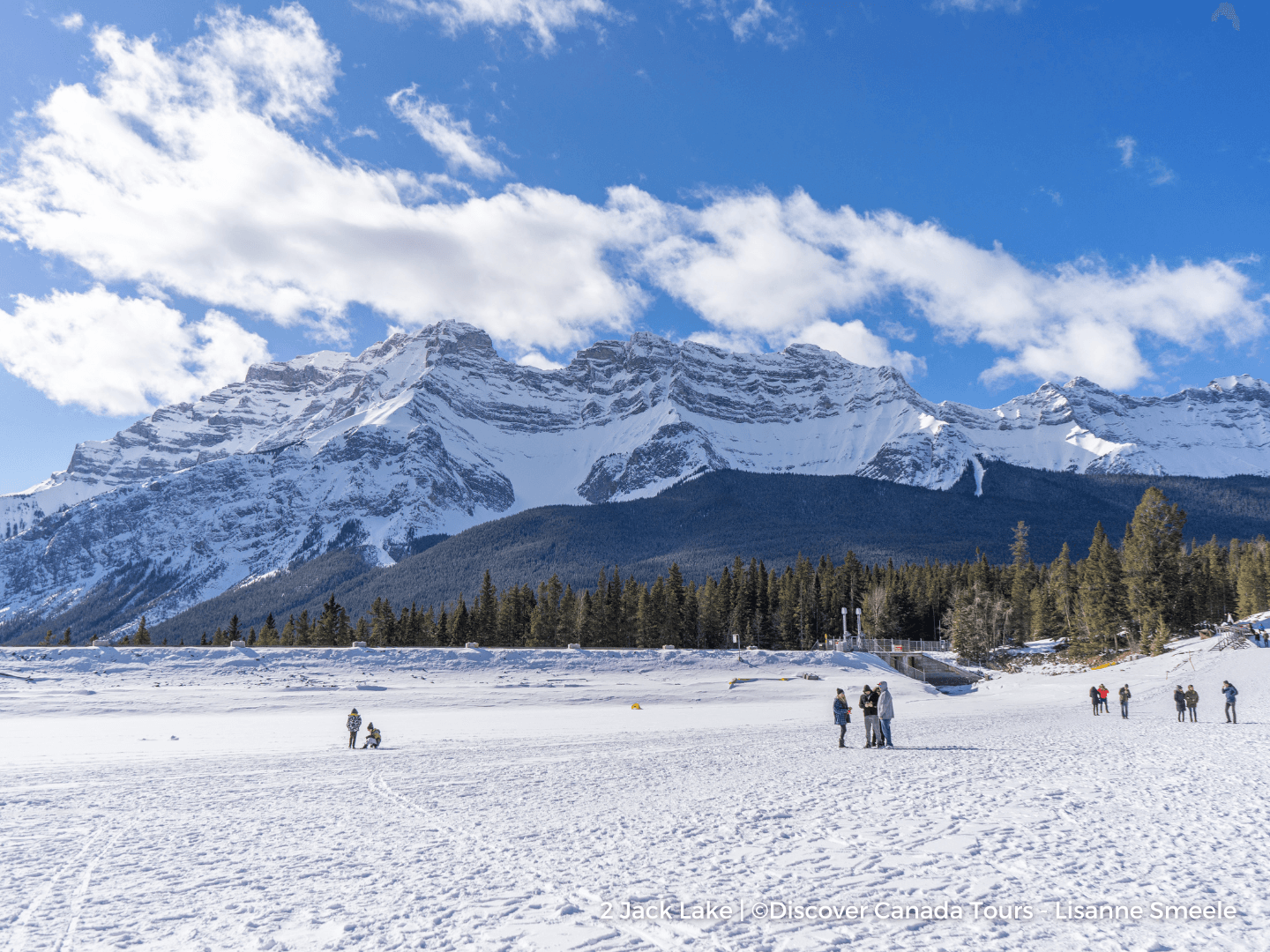 Land Adventure: Rockies Holiday Explorer Tour by Discover Canada Tours