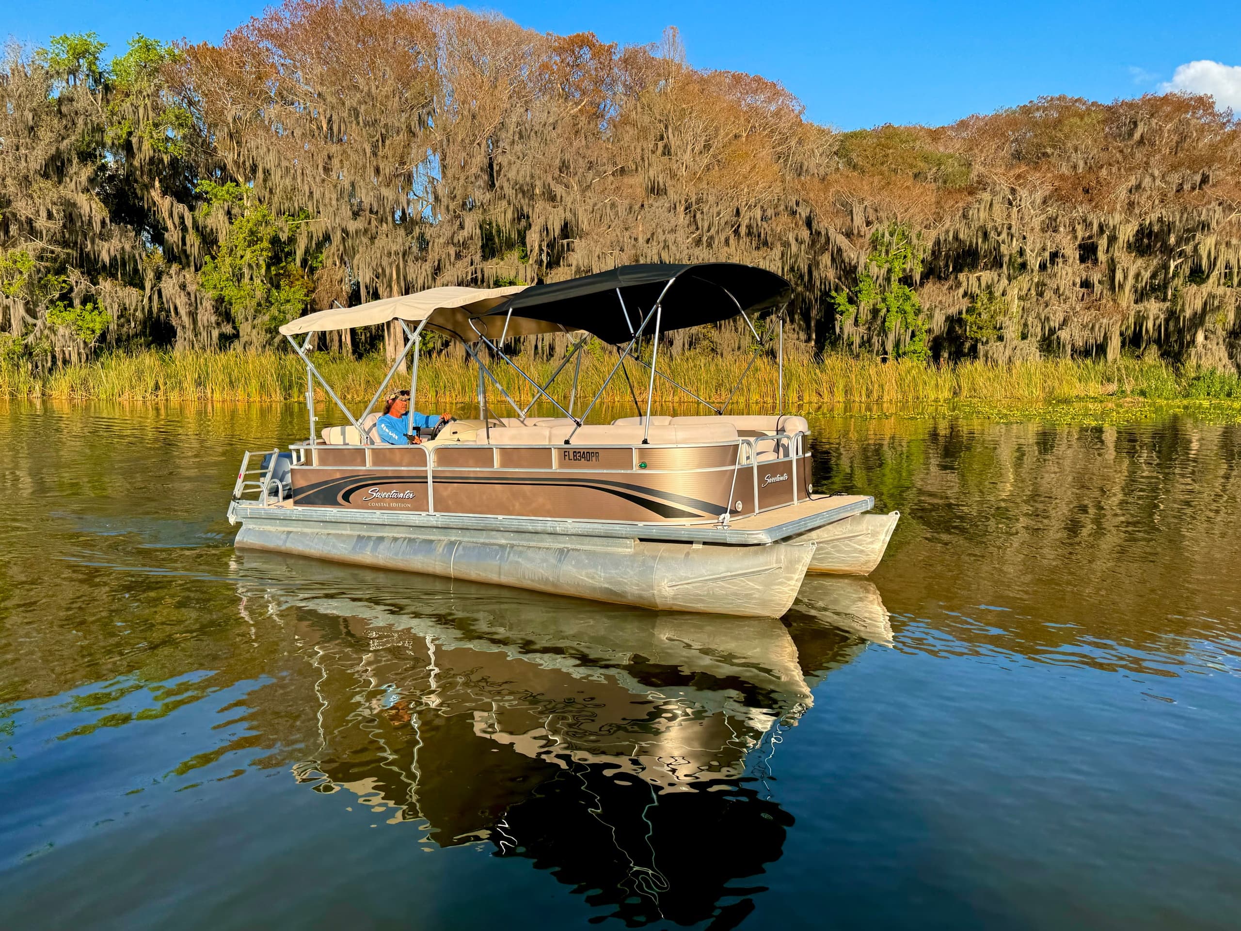 Pontoon Boat Adventures at Lake Harris with Lake Harris Boat Rentals