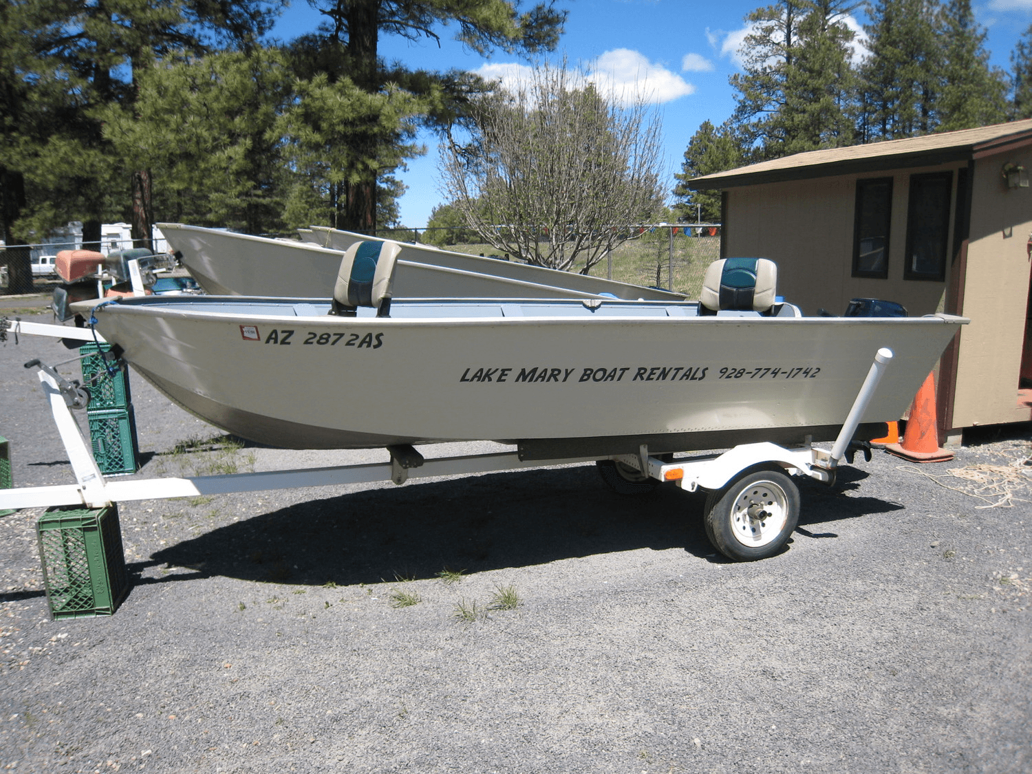 Explore Flagstaff with 24-Hour Boat Rentals at Lake Mary