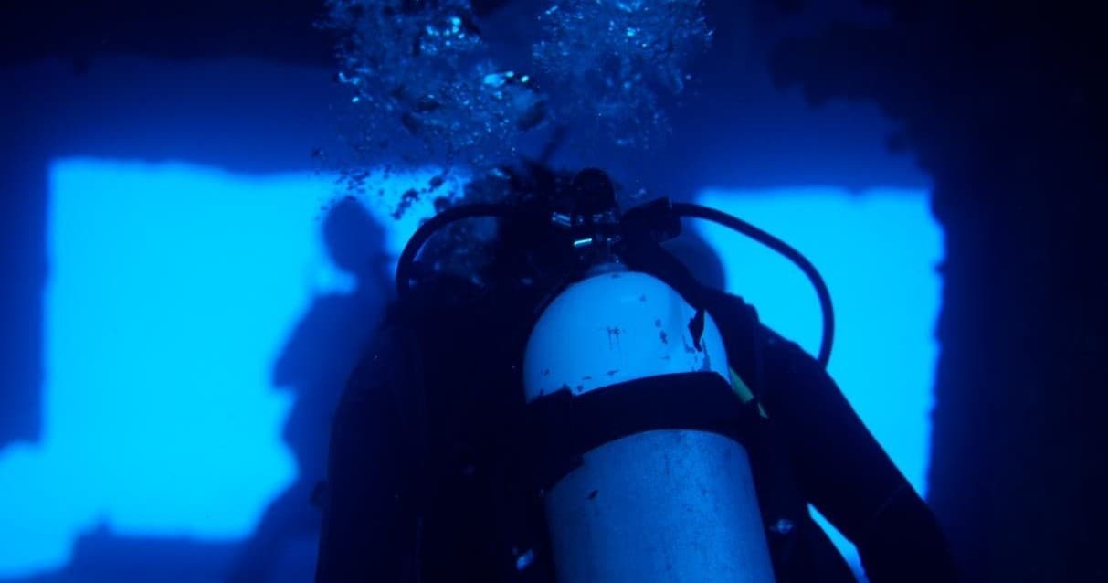 Water Activities & Hawaii Dive Center: Rescue Diver Certification