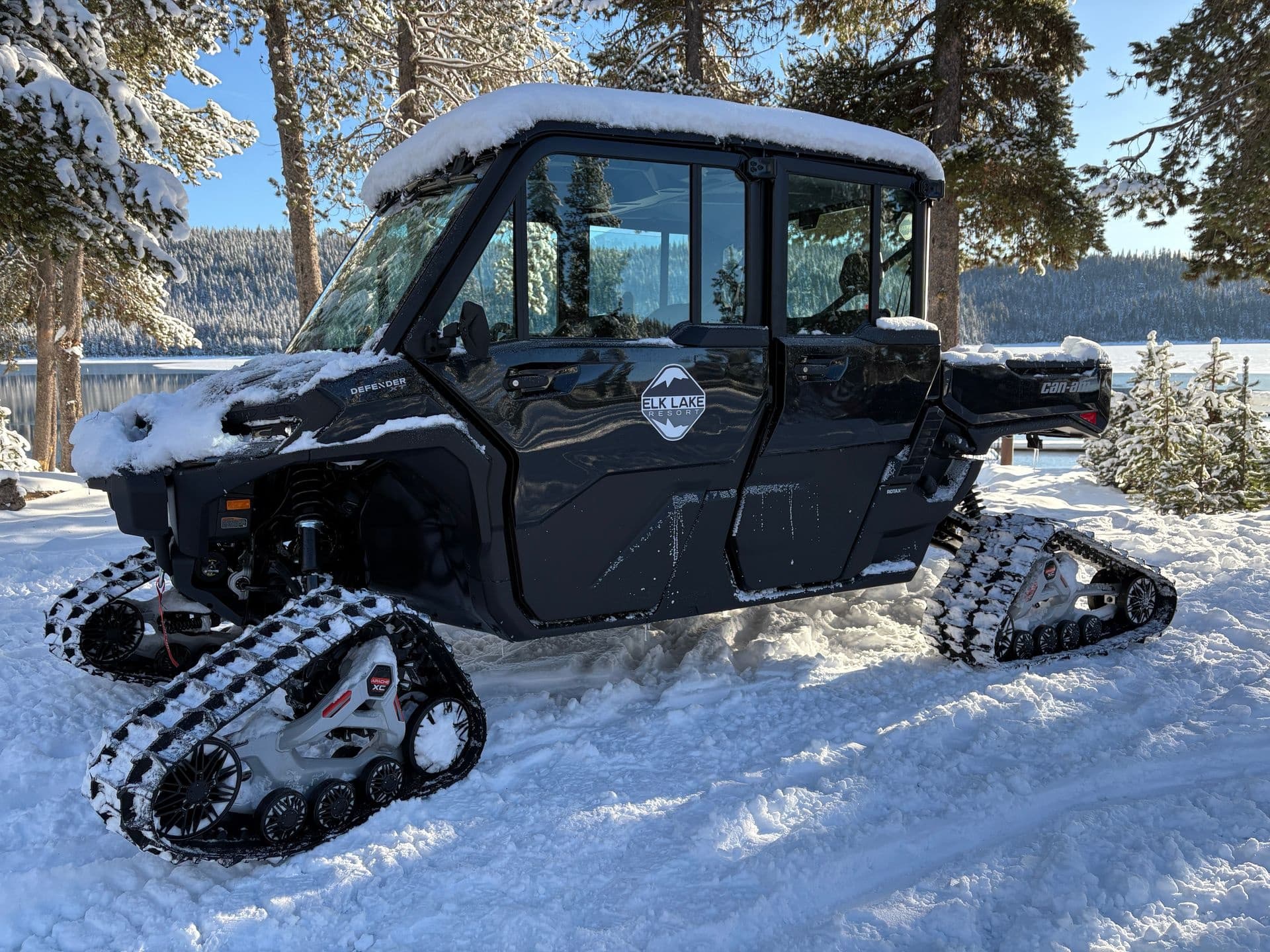 Private Snowcat Transfer to Elk Lake Resort from Dutchman's Flat - Scenic 40-Minute Ride