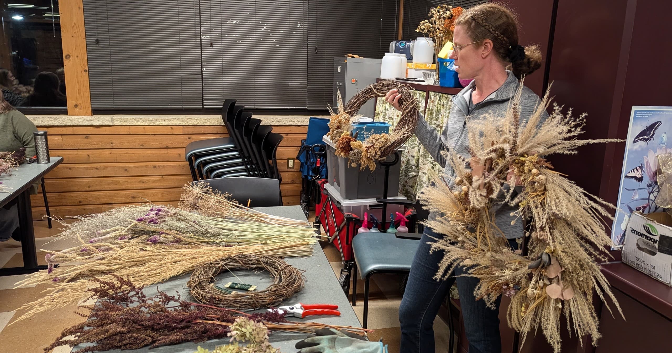 Seasonal Craft & Nature at Reiman Gardens