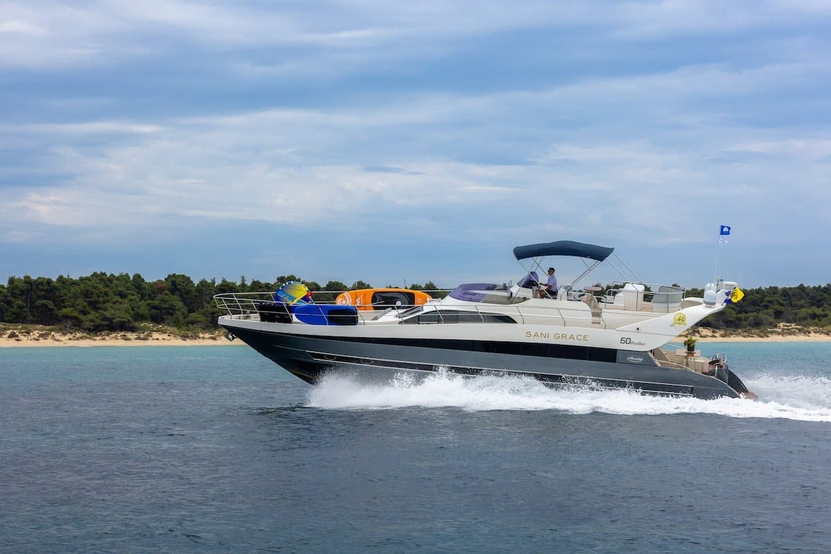 Luxury Yacht Cruises in Kassandra with AllinBlusive