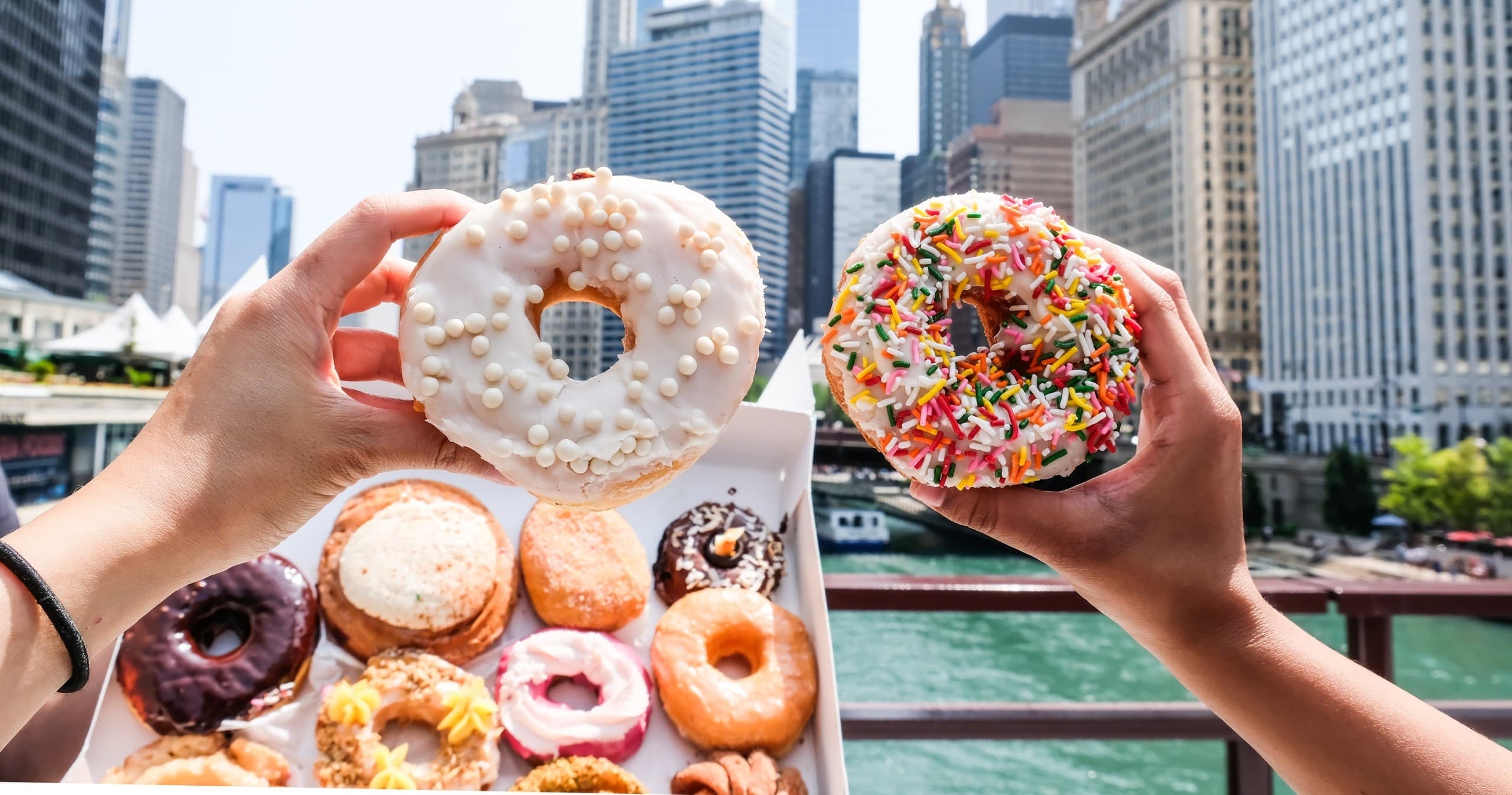 Chicago Downtown Food Tour: Donuts & City Stories