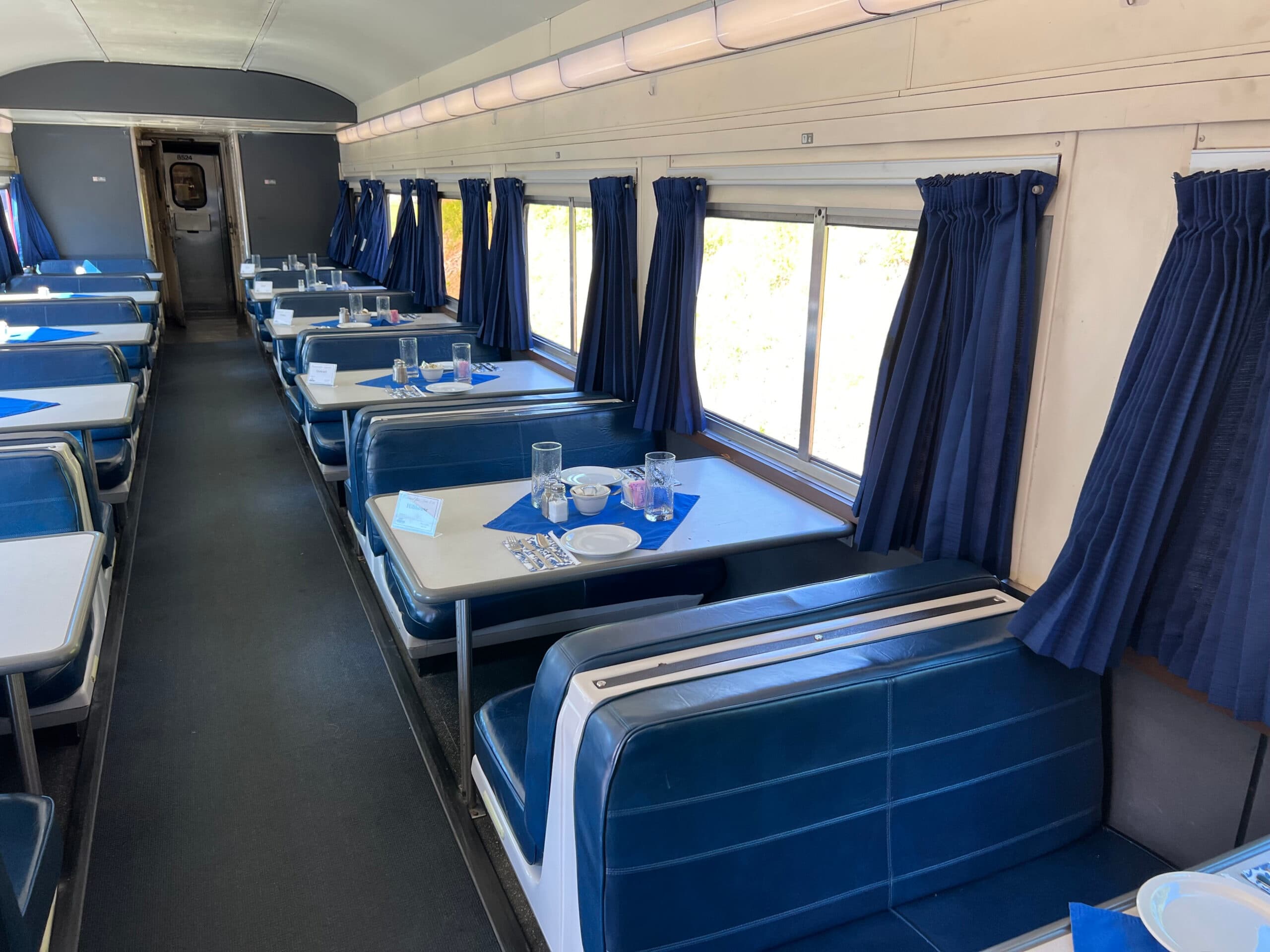Scenic Green Spring Trip with Premium Dining Along the Potomac River
