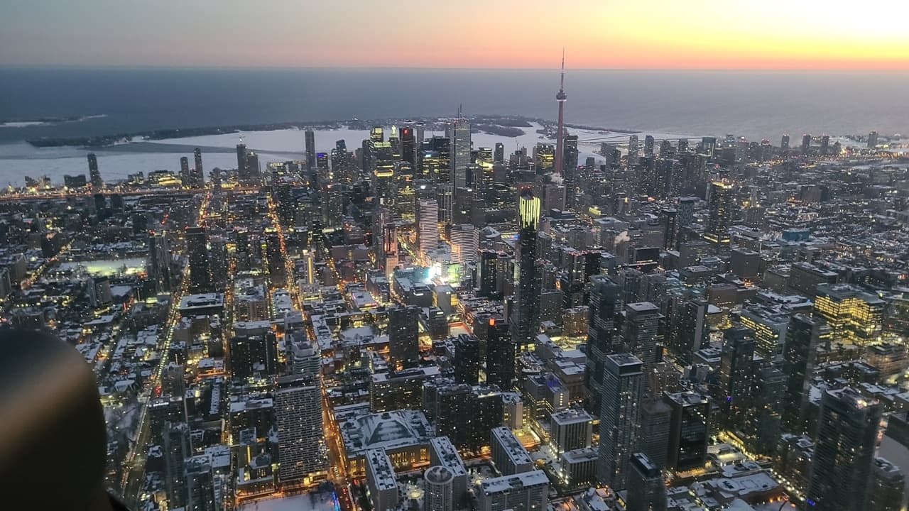 Private Twilight Helicopter Flight over Toronto Skyline photo 2
