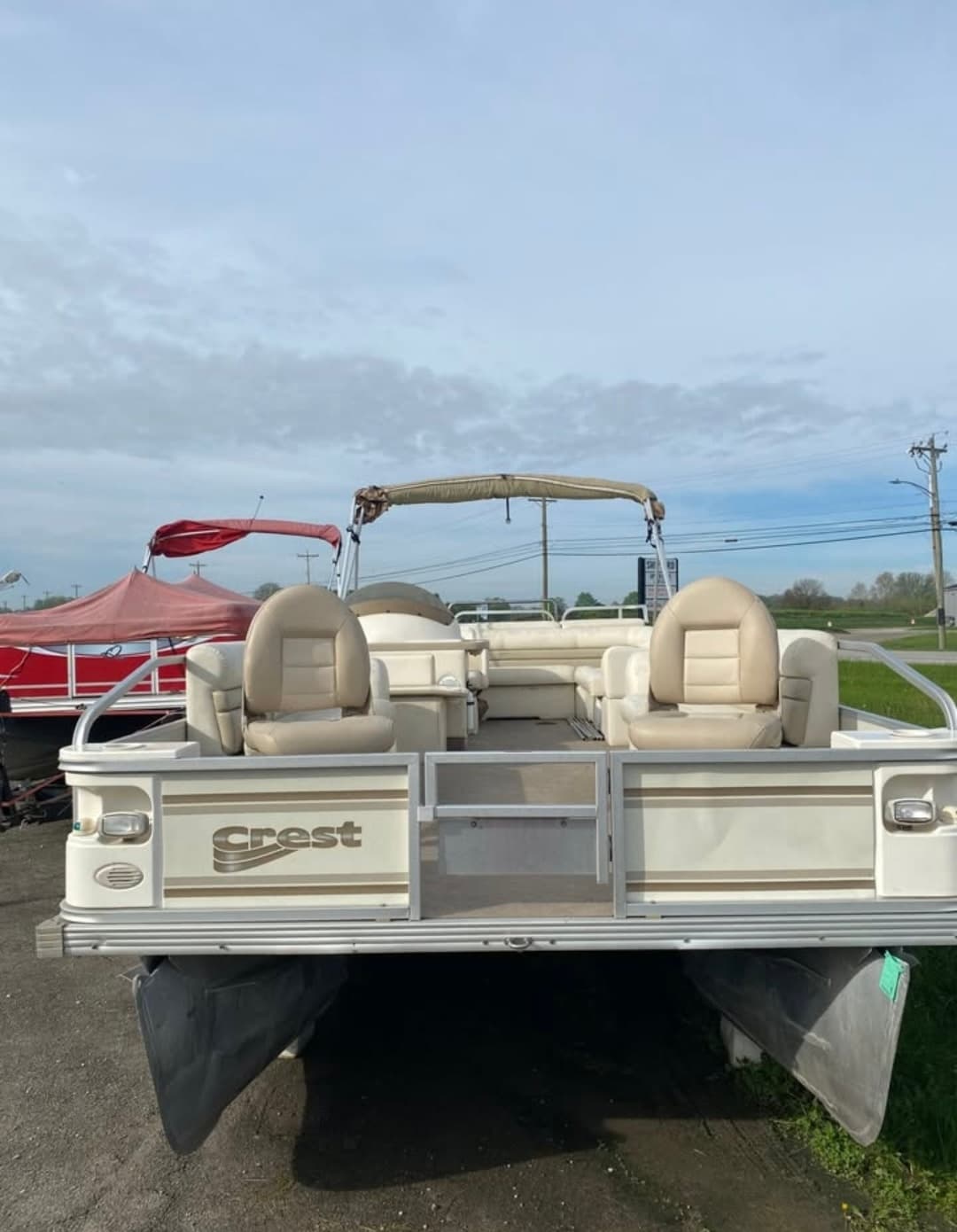 Bentley Pontoon Boat Rental on Grand Lake, Celina OH